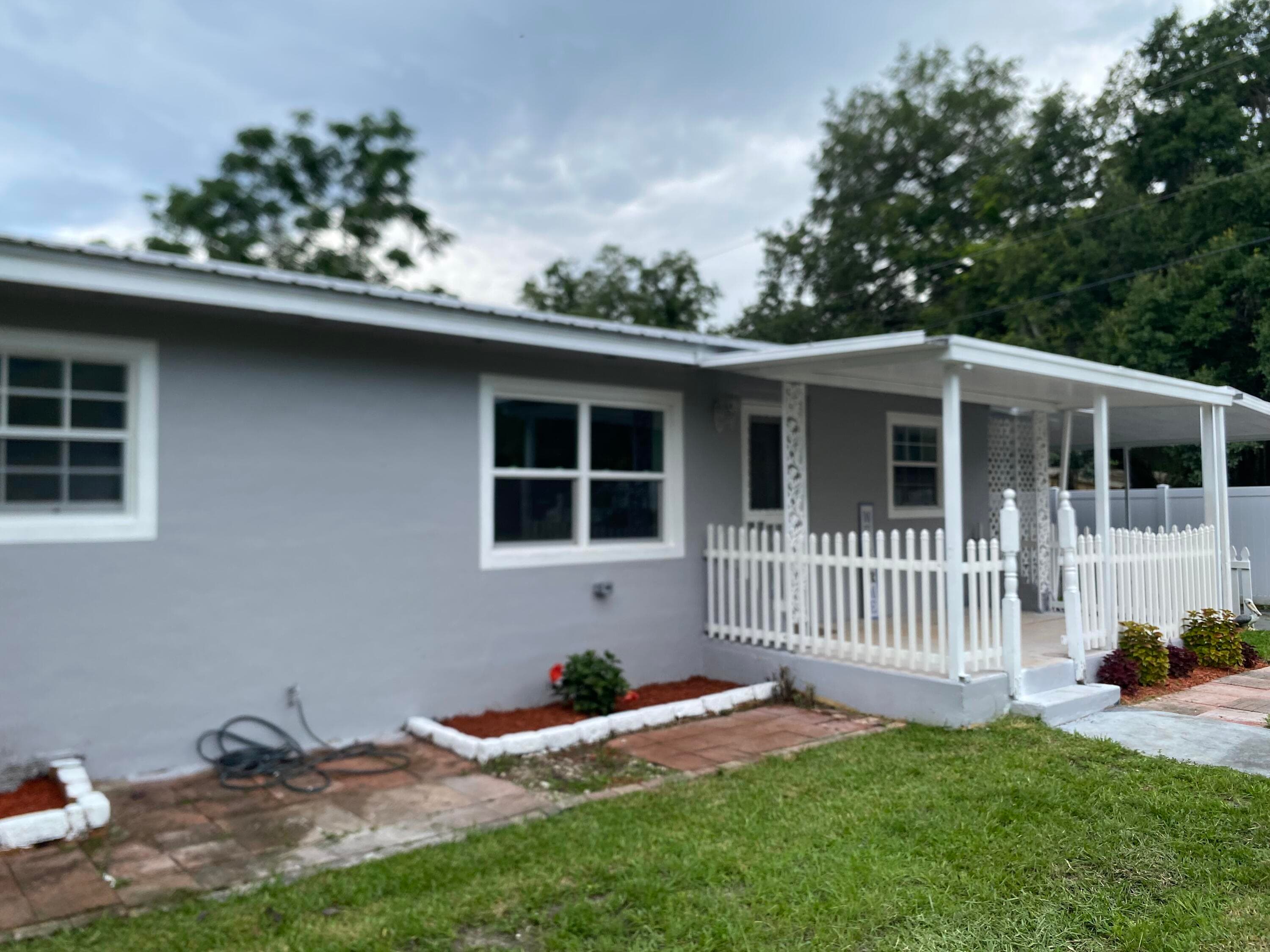 1788 SW 8th Street, Okeechobee, FL 34974 — photo 3 of 43