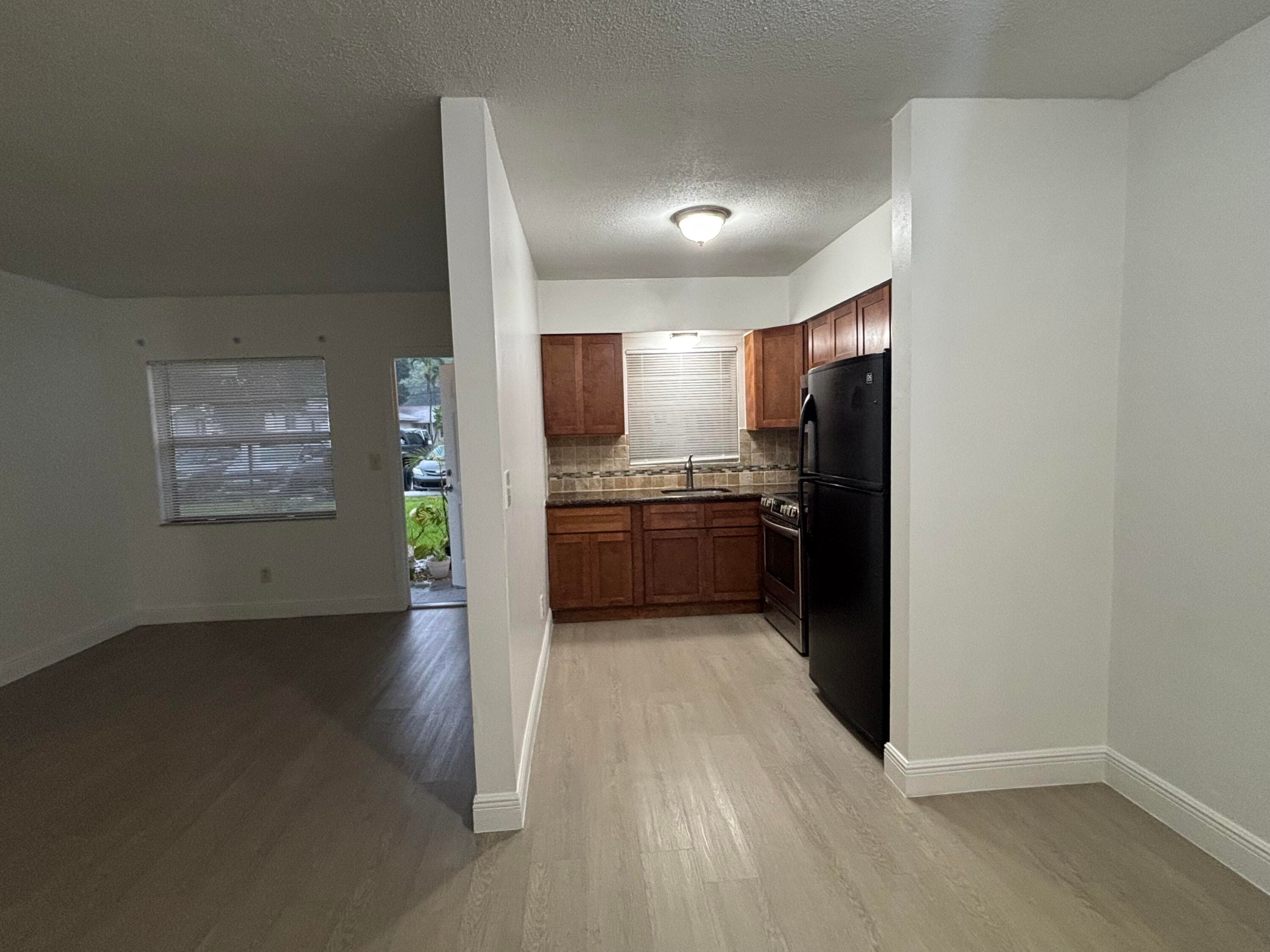 1916 SW 11th Street 5, Fort Lauderdale, FL 33312 — photo 5 of 12