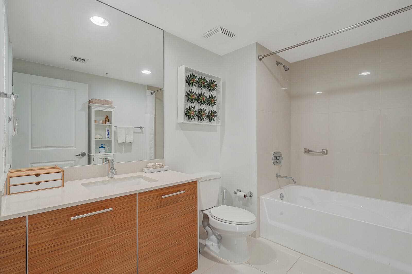 480 Hibiscus Street 938, West Palm Beach, FL 33401 — photo 24 of 42