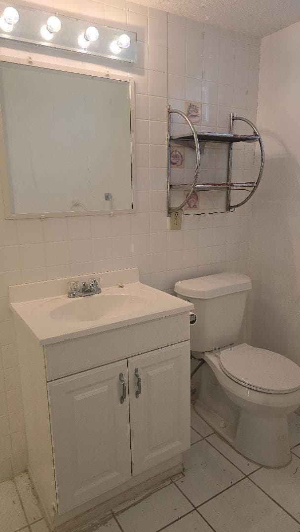 3251 Holiday Springs Boulevard 302, Margate, FL 33063 — photo 19 of 35