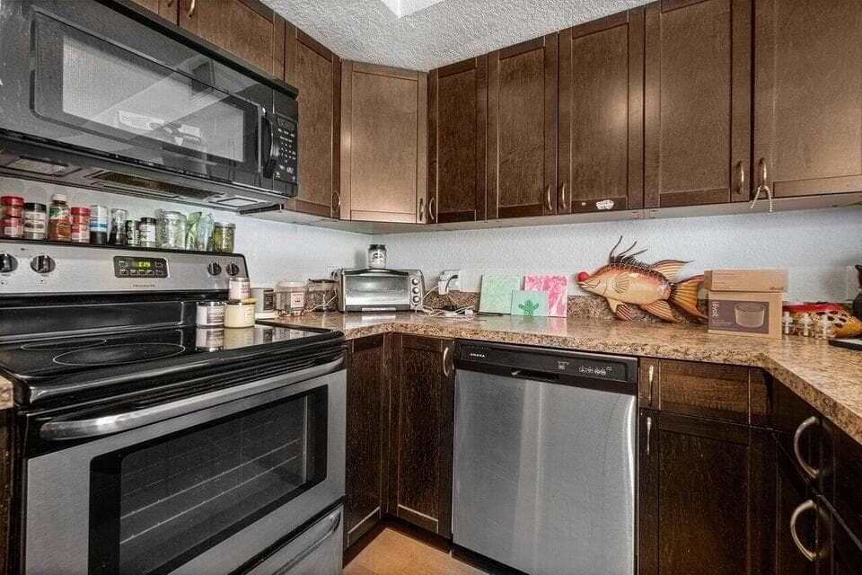 117 Yacht Club Way Unit 110, Hypoluxo, FL 33462 — photo