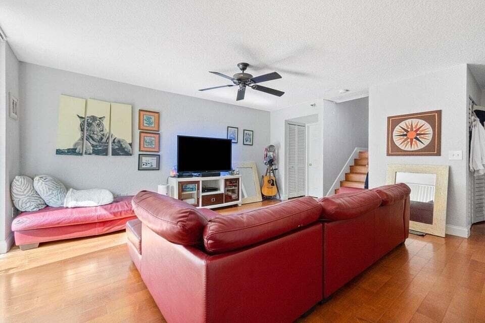 117 Yacht Club Way Unit 110, Hypoluxo, FL 33462 — photo 4 of 33