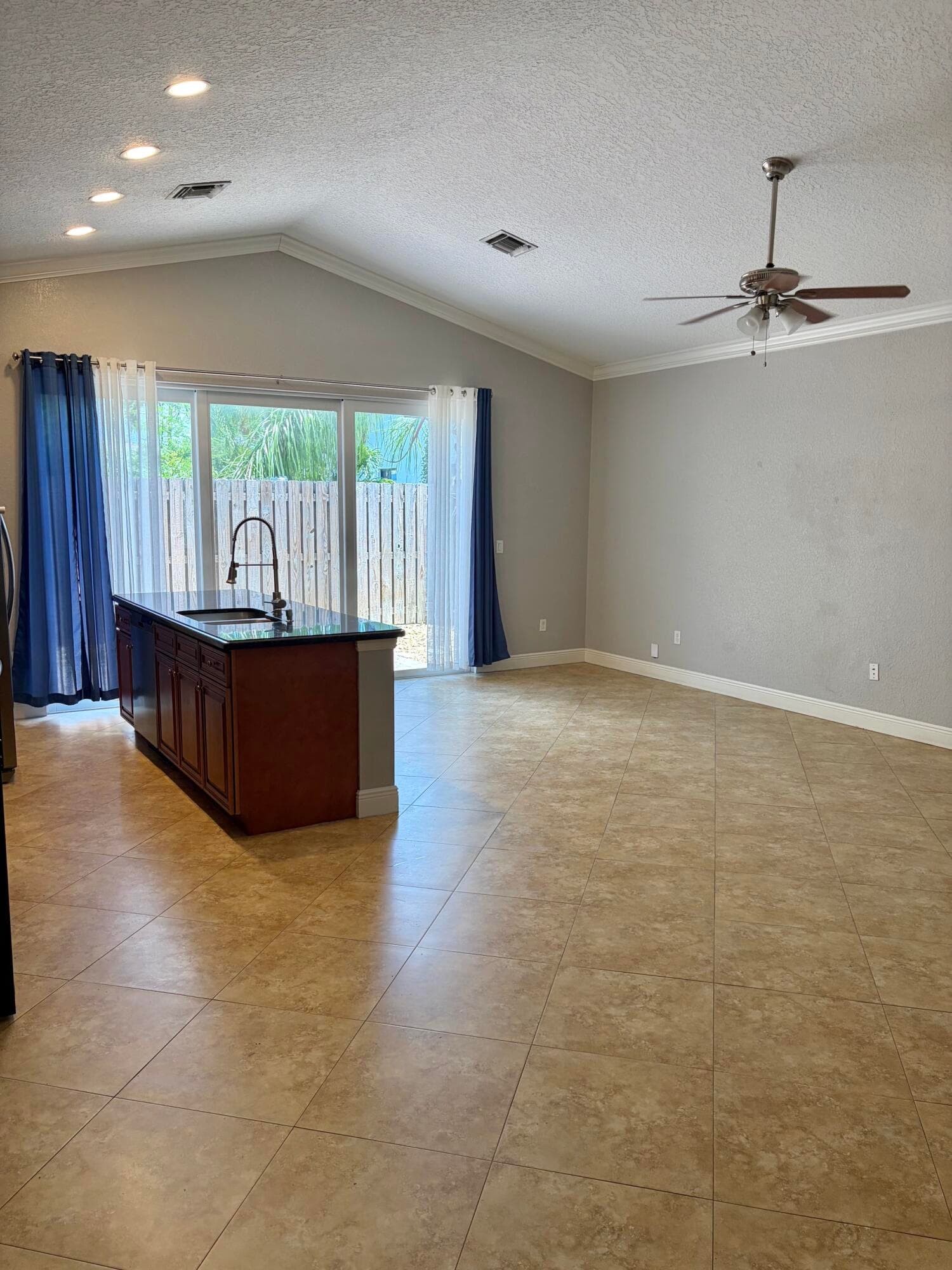 3125 Shelby Way, Palm Springs, FL 33461 — photo 4 of 26