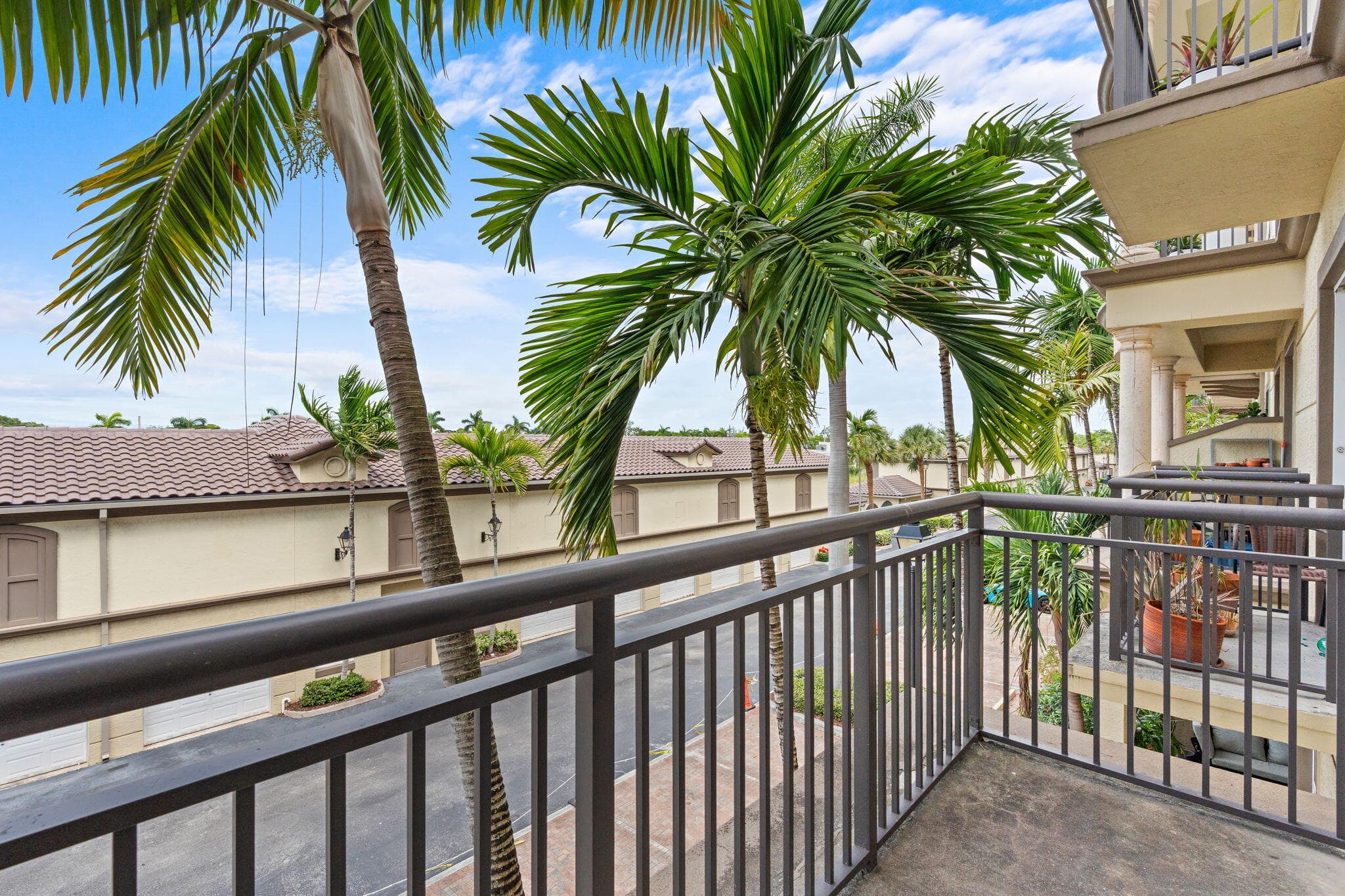2617 NE 14th Avenue 109, Wilton Manors, FL 33334 — photo 30 of 52