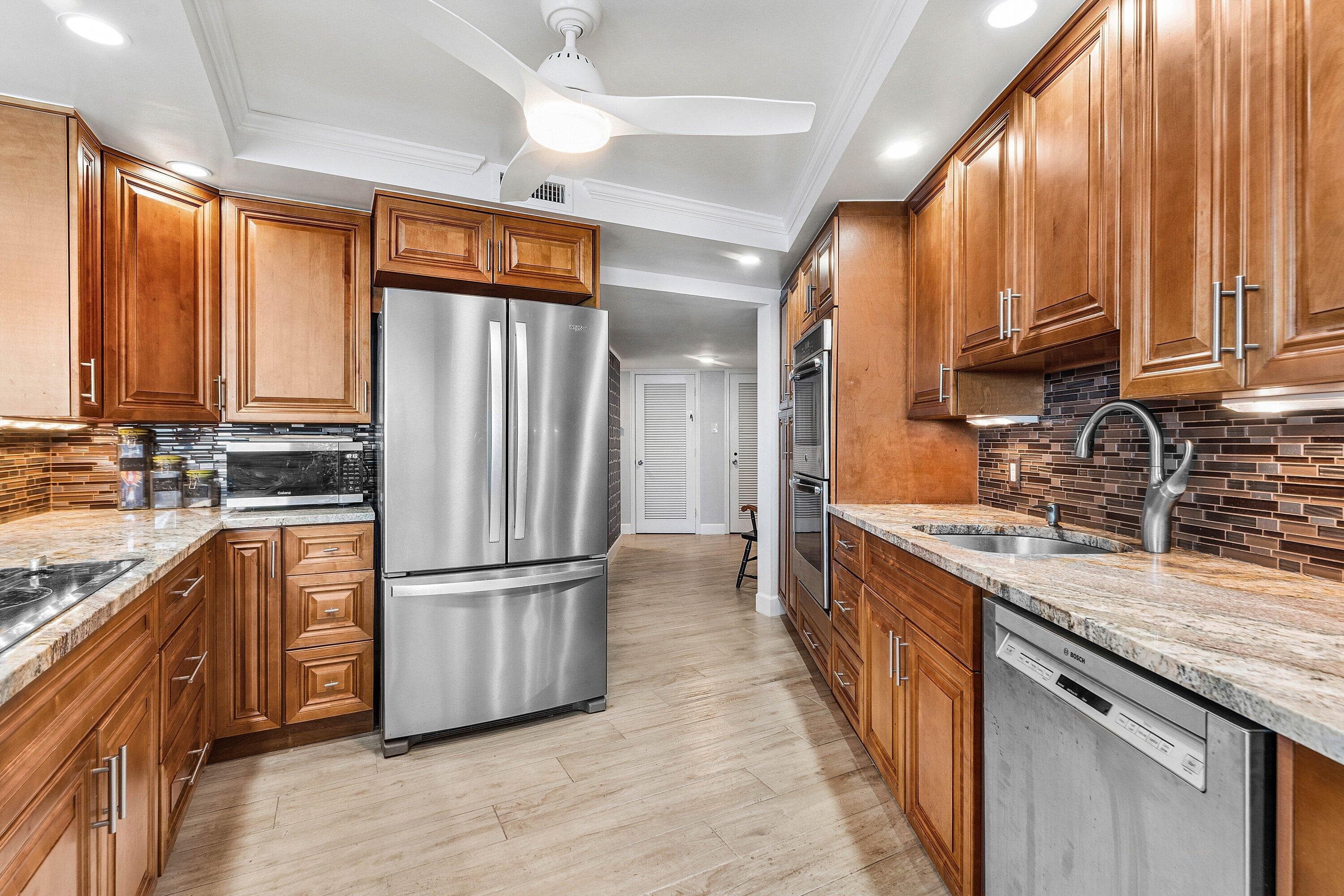 5420 N Ocean Drive, West Palm Beach, FL 33404 — photo 11 of 49
