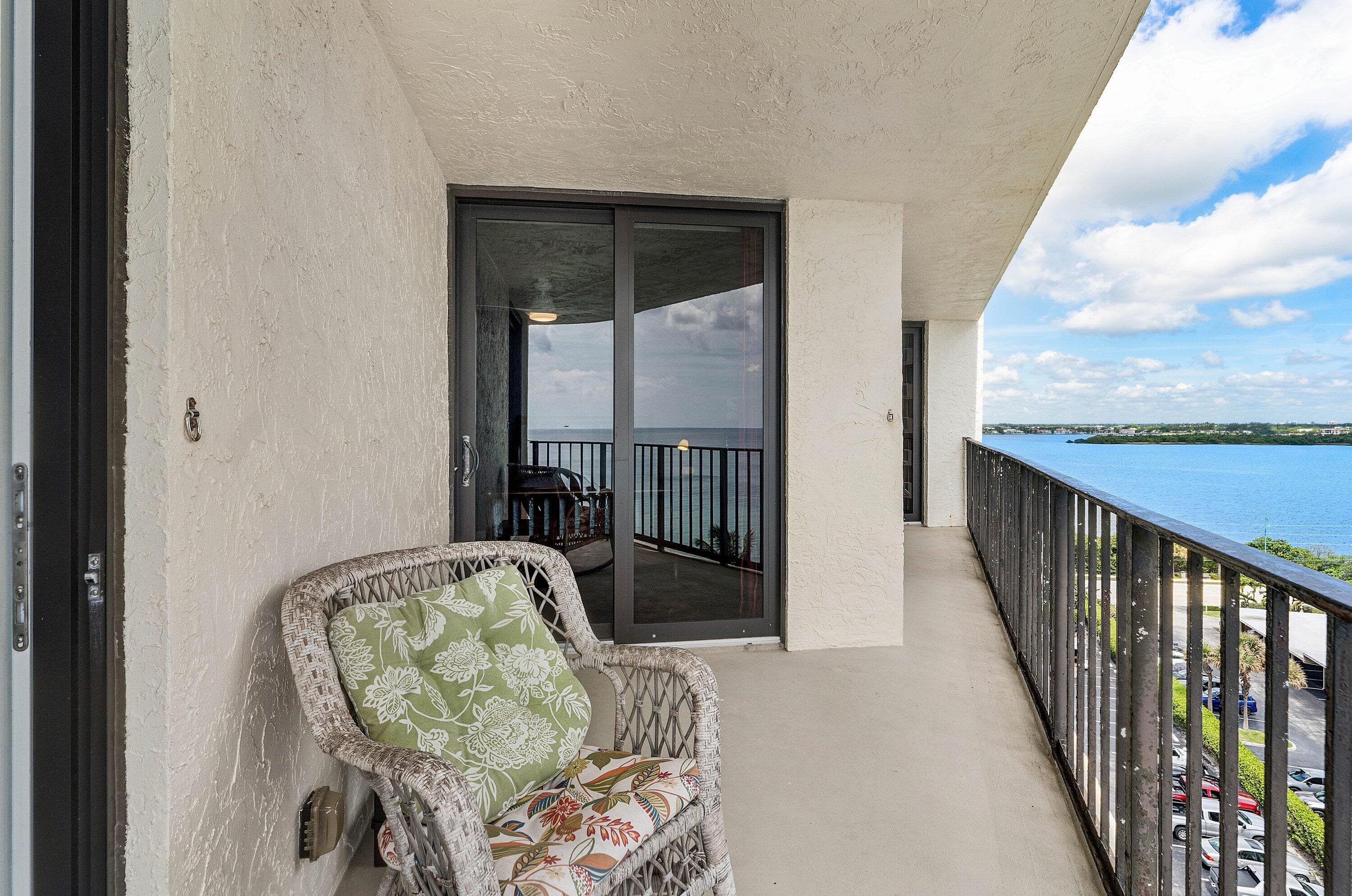 5420 N Ocean Drive, West Palm Beach, FL 33404 — photo 25 of 49
