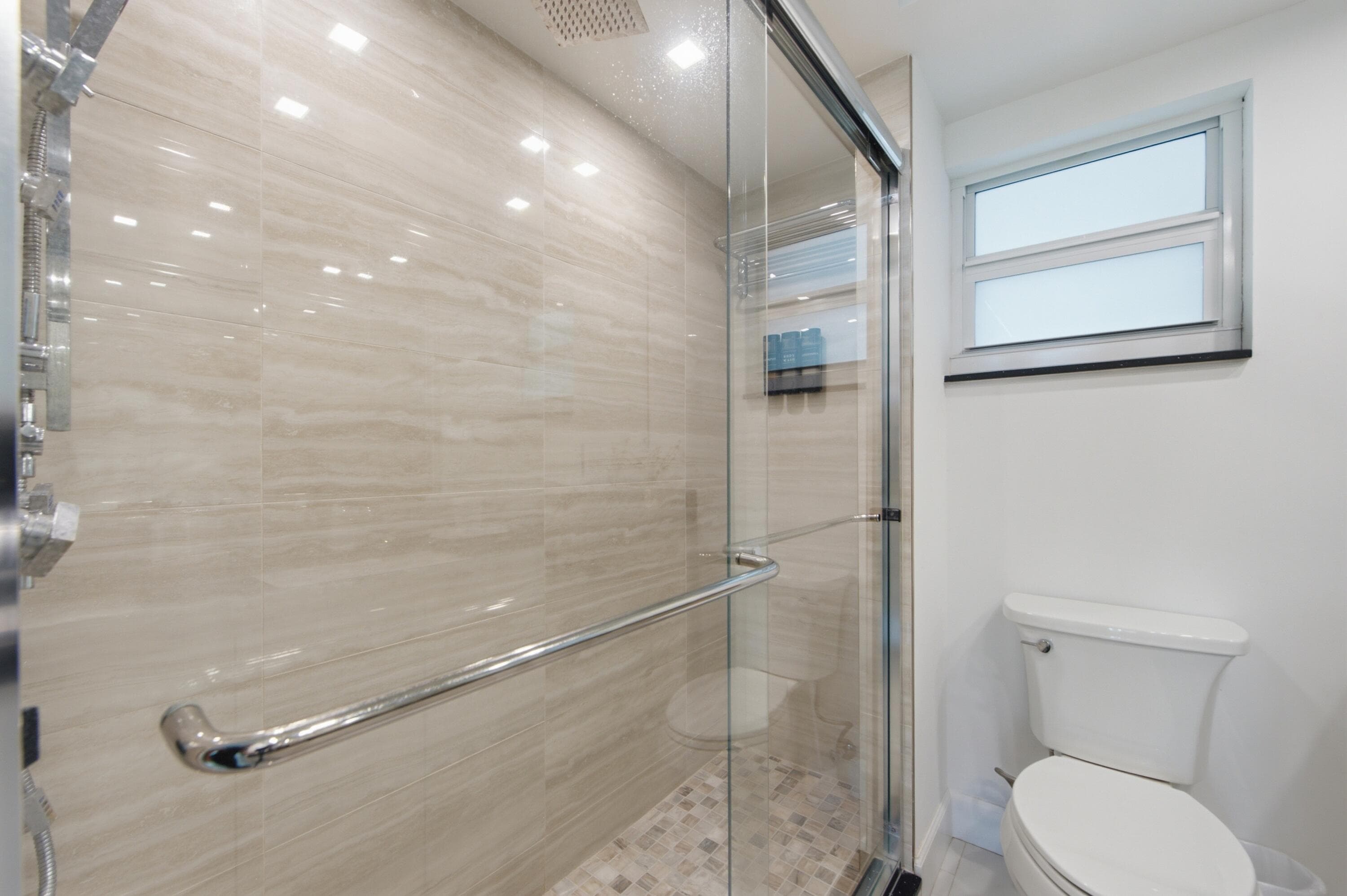 333 NE 21st Avenue 1422, Deerfield Beach, FL 33441 — photo 11 of 51