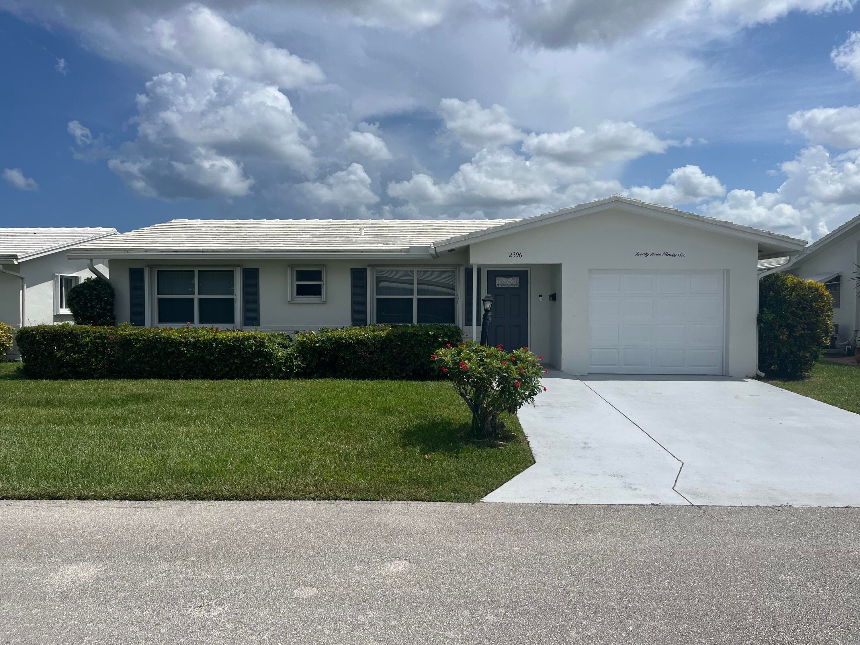 2396 SW 13th Avenue, Boynton Beach, FL 33426 — photo 3 of 35