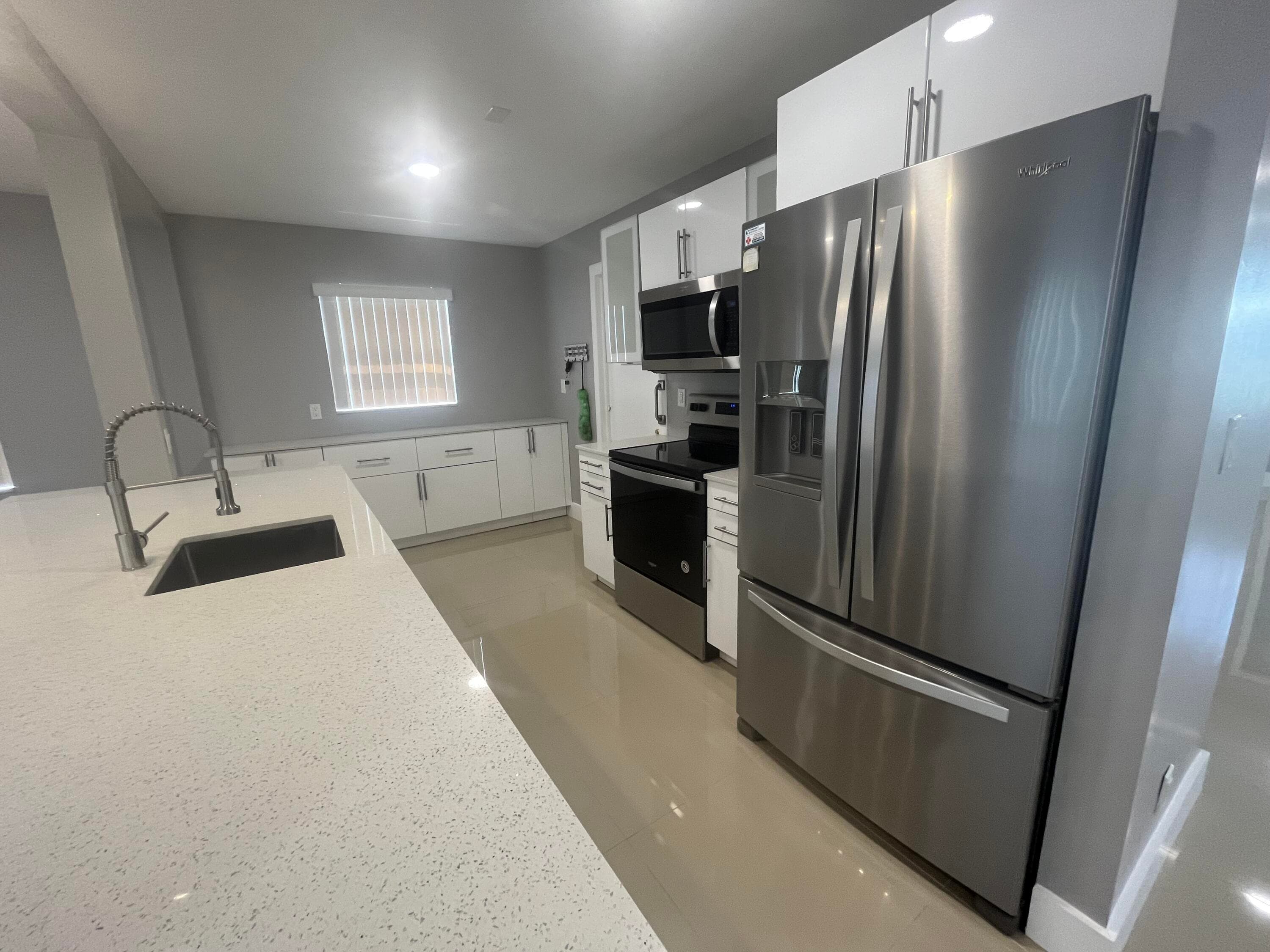 2396 SW 13th Avenue, Boynton Beach, FL 33426 — photo 16 of 35