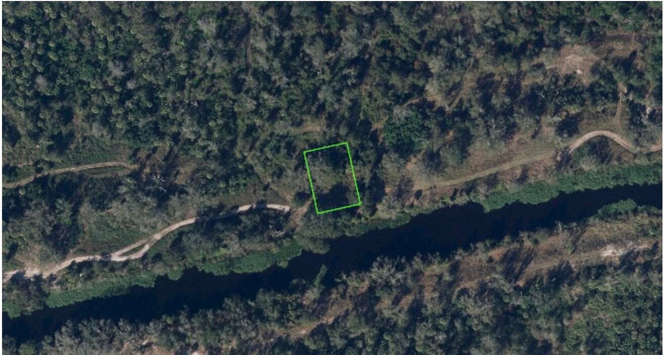 4913 Sebring Lakes Boulevard, Sebring, FL 33872 — photo