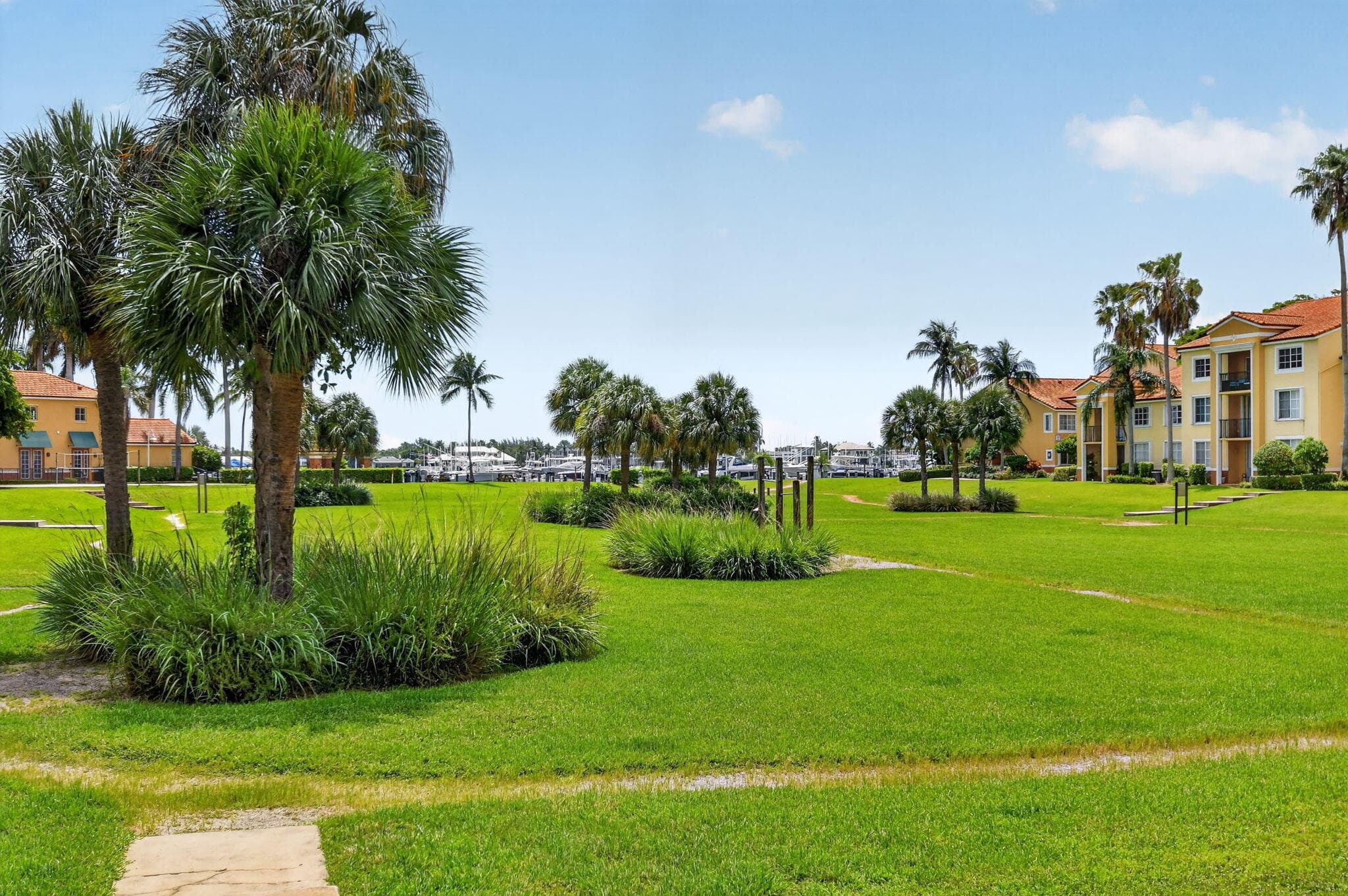 135 Yacht Club Way 204, Hypoluxo, FL 33462 — photo 5 of 47