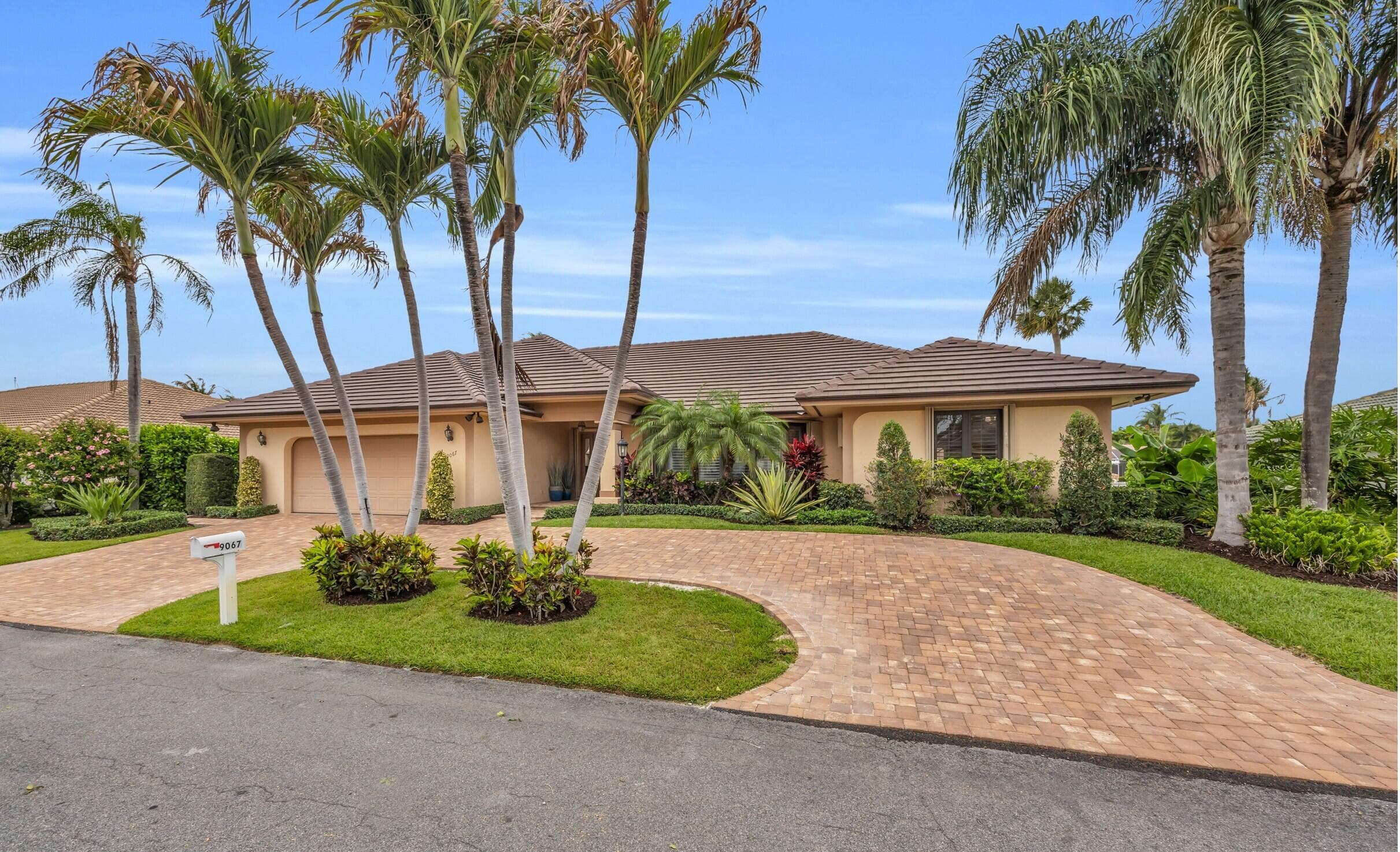 9067 SE Star Island Way, Hobe Sound, FL 33455 — photo