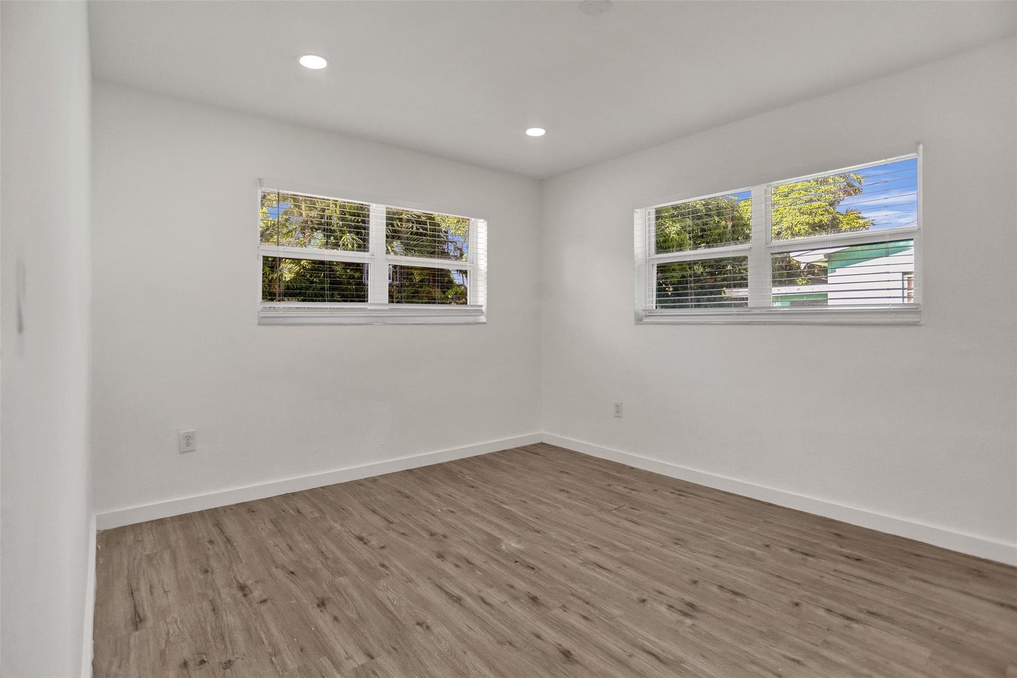 30 NE 139th Street, Miami, FL 33161 — photo 46 of 71