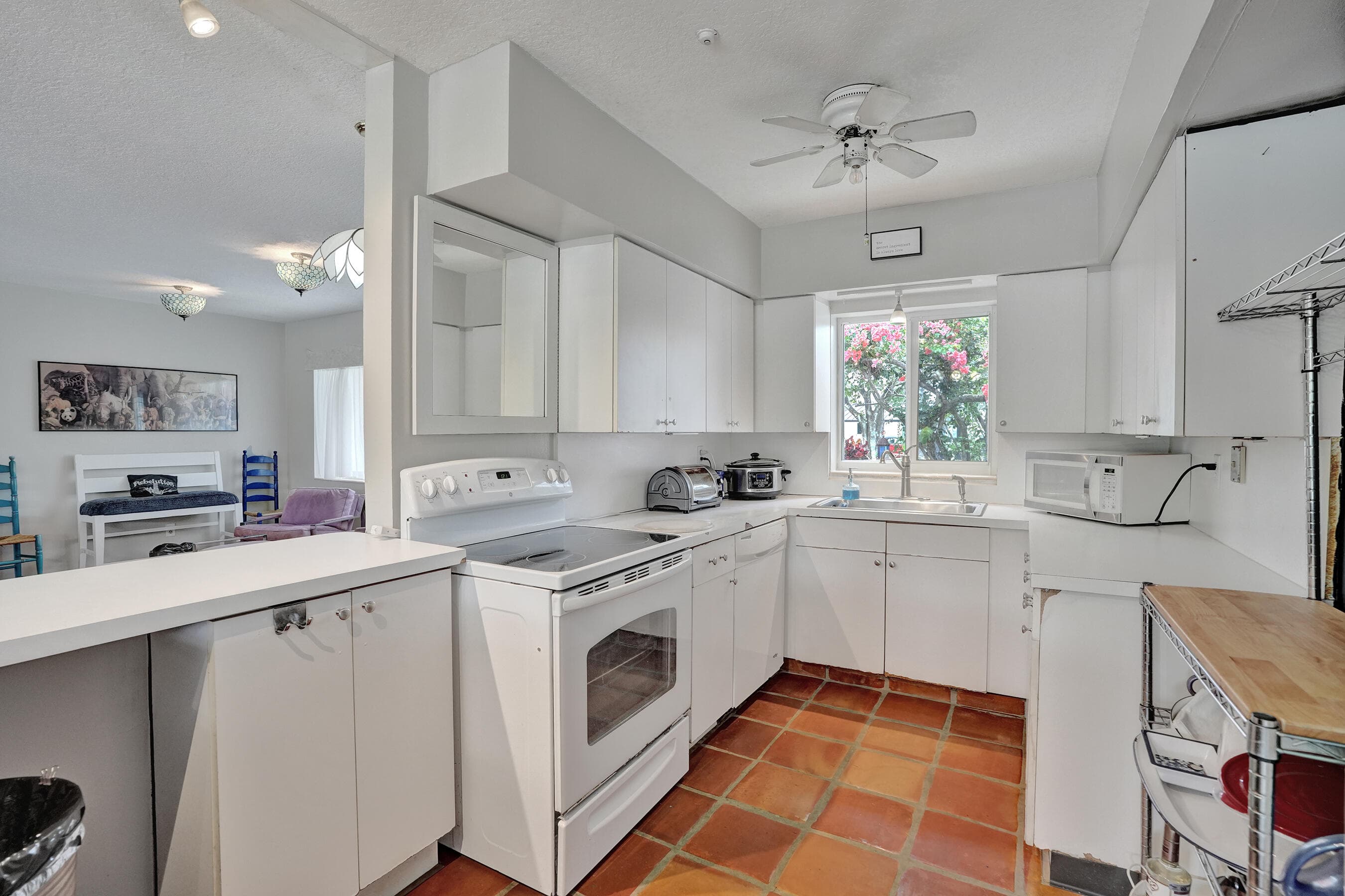3560 Lloyd Drive, Oakland Park, FL 33309 — photo 17 of 32