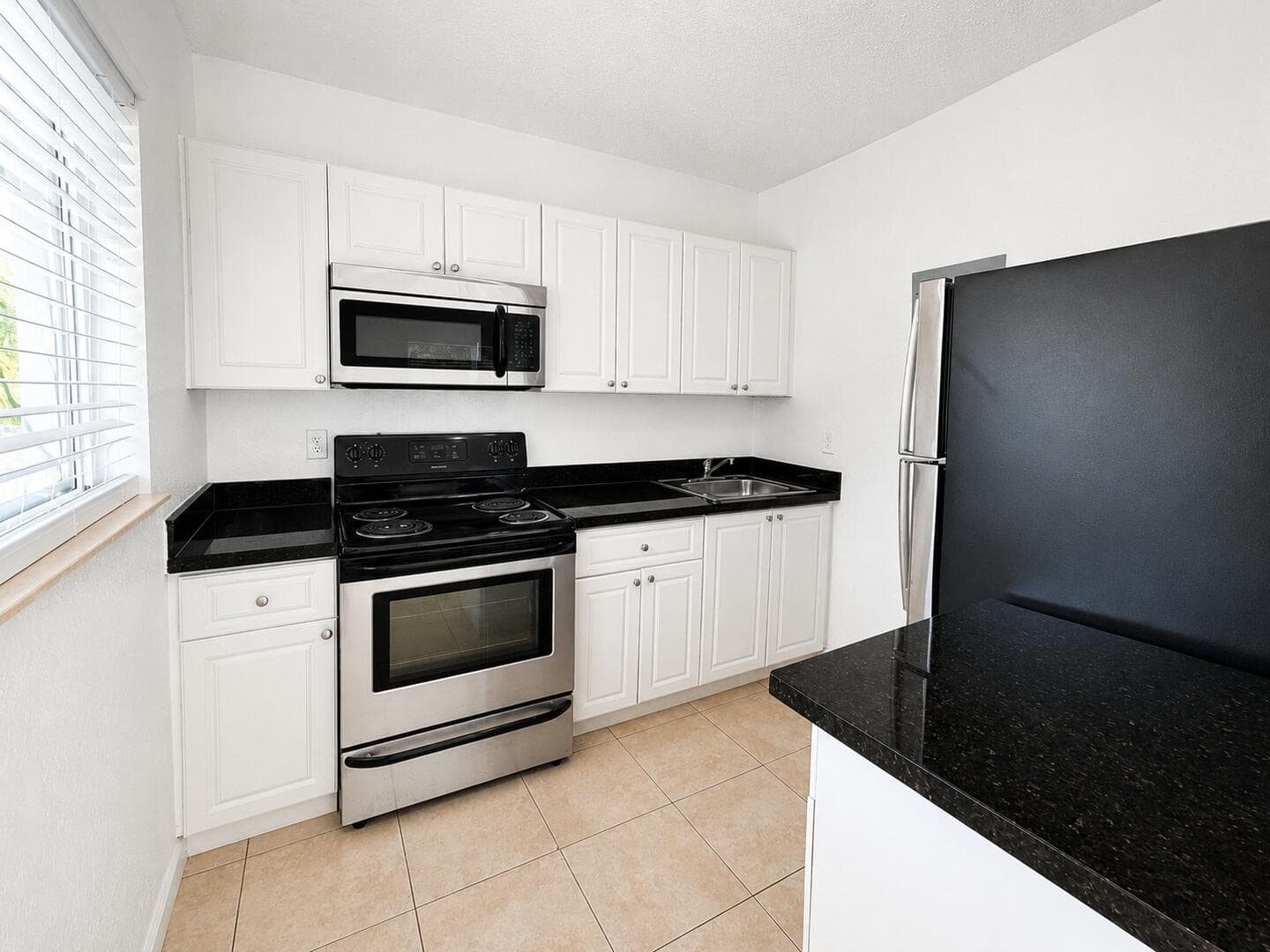 701 SW 14th Avenue #8, Fort Lauderdale, FL 33312 — photo 1 of 10