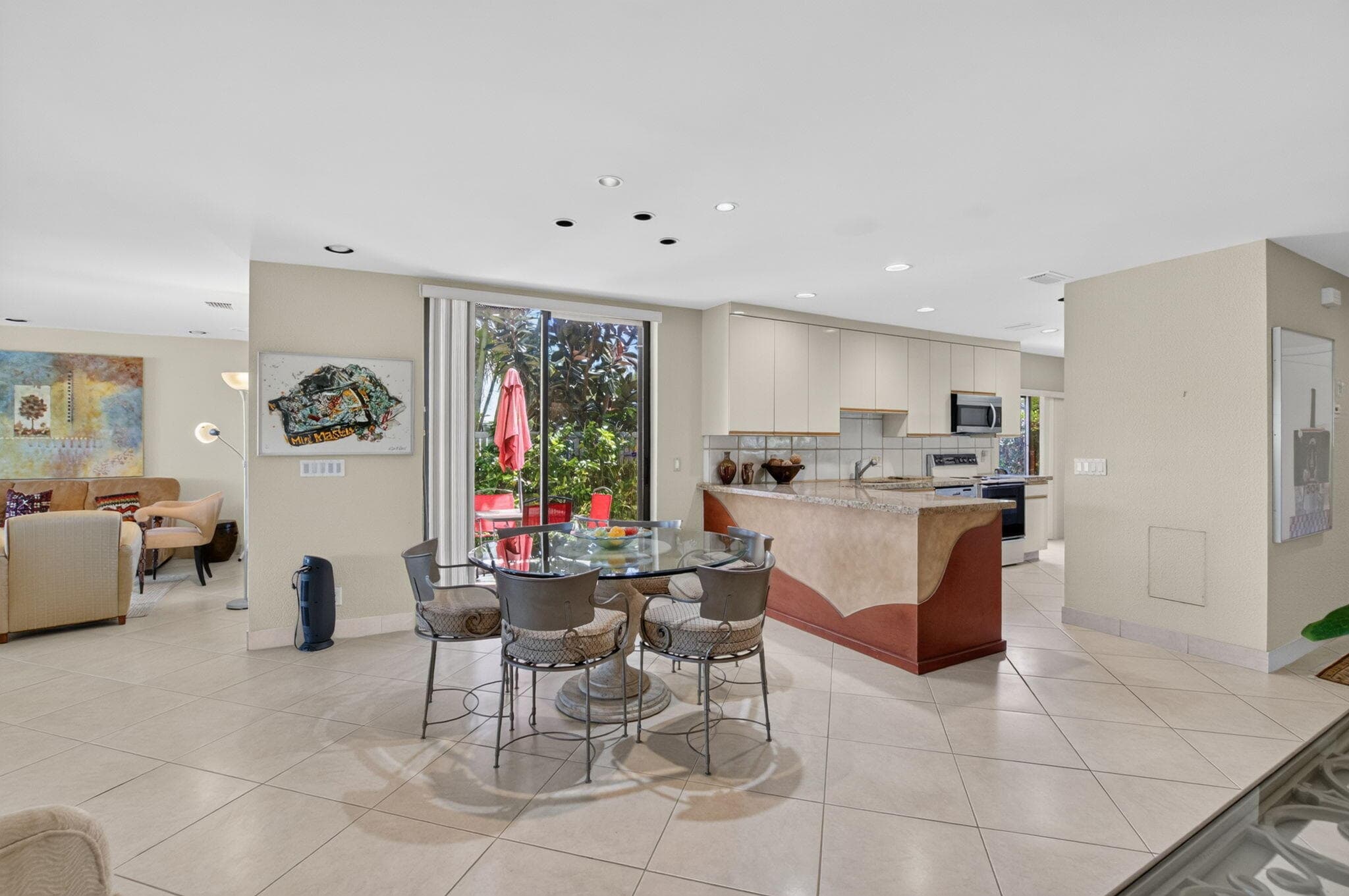 4 Eastgate Drive C, Boynton Beach, FL 33436 — photo 11 of 60