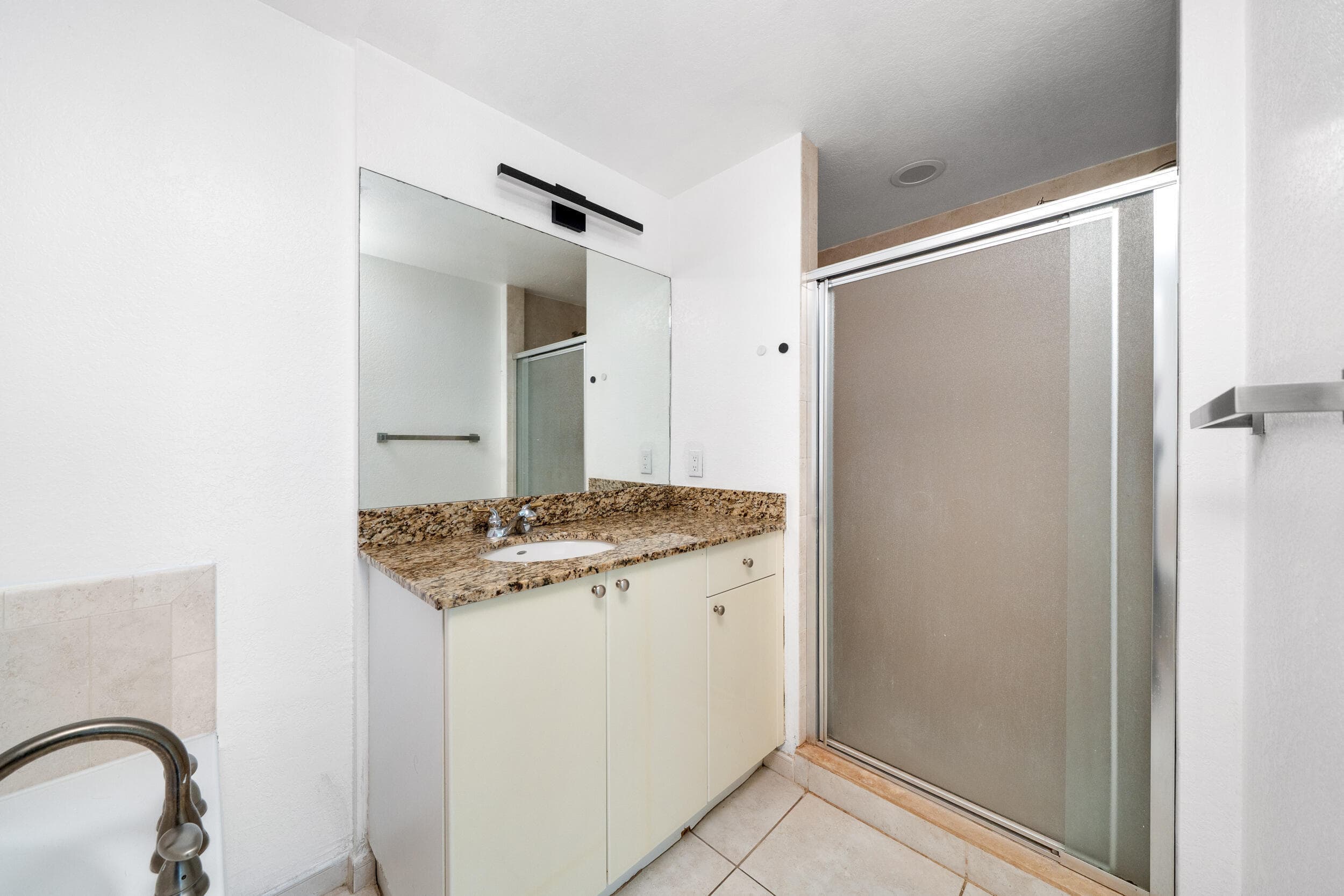 1830 Radius Drive 405, Hollywood, FL 33020 — photo 9 of 19