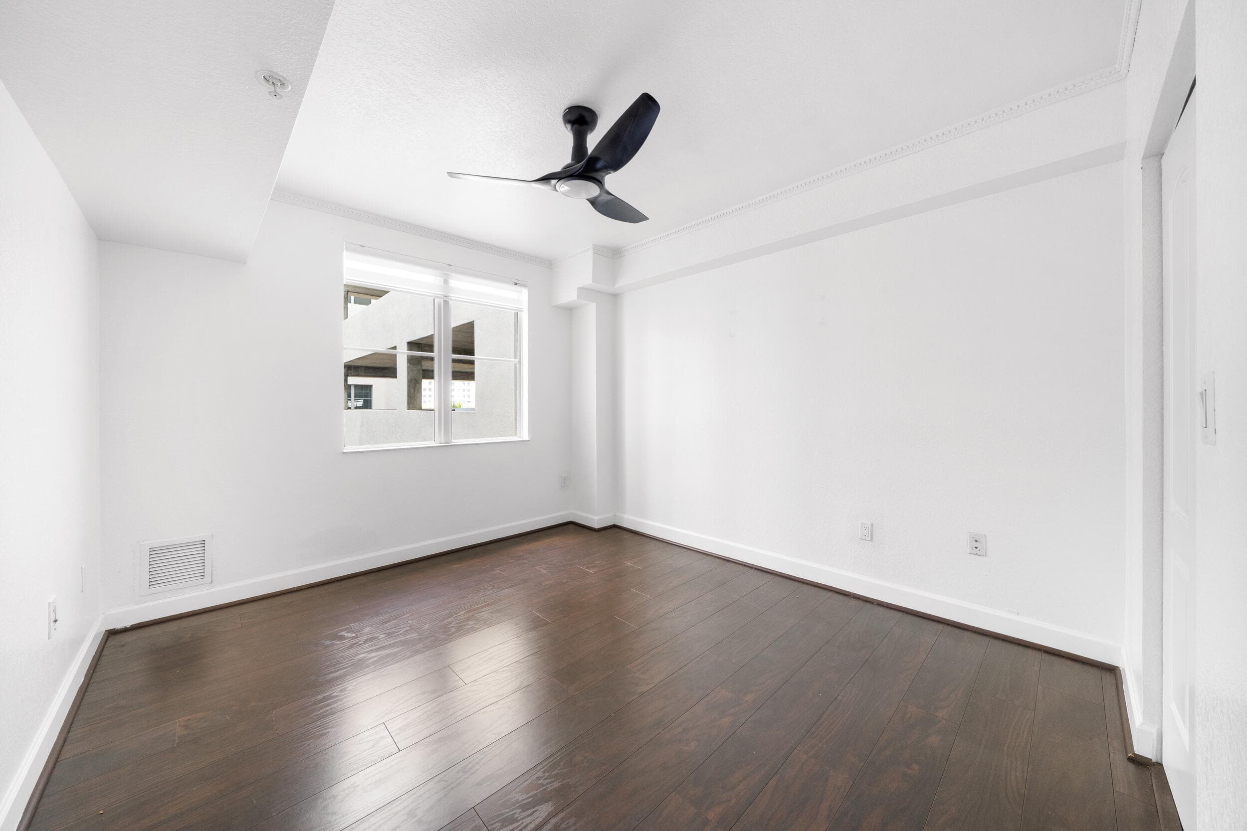 1830 Radius Drive 405, Hollywood, FL 33020 — photo 10 of 19