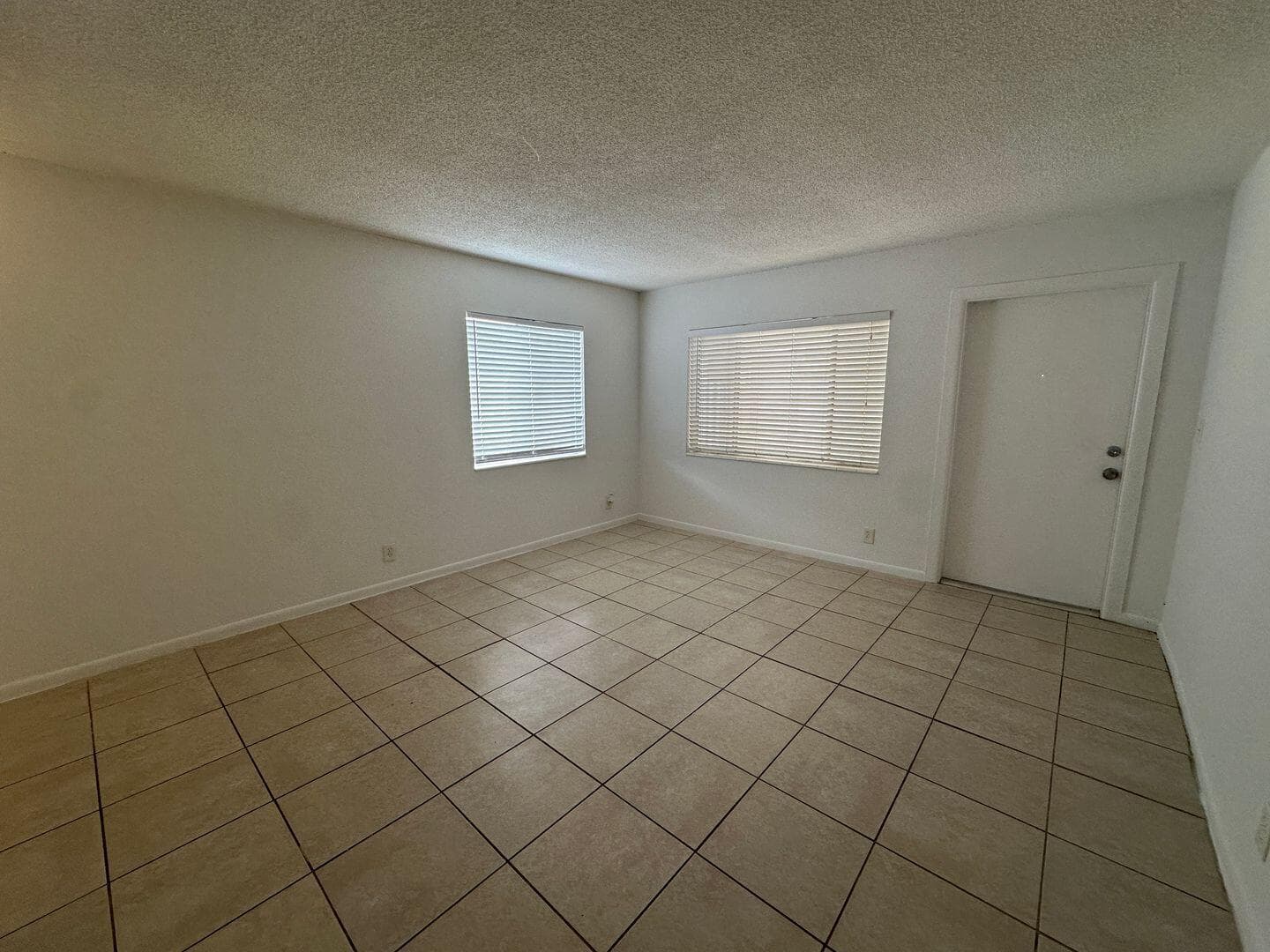 515 S Sequoia Drive 109, West Palm Beach, FL 33409 — photo 9 of 11