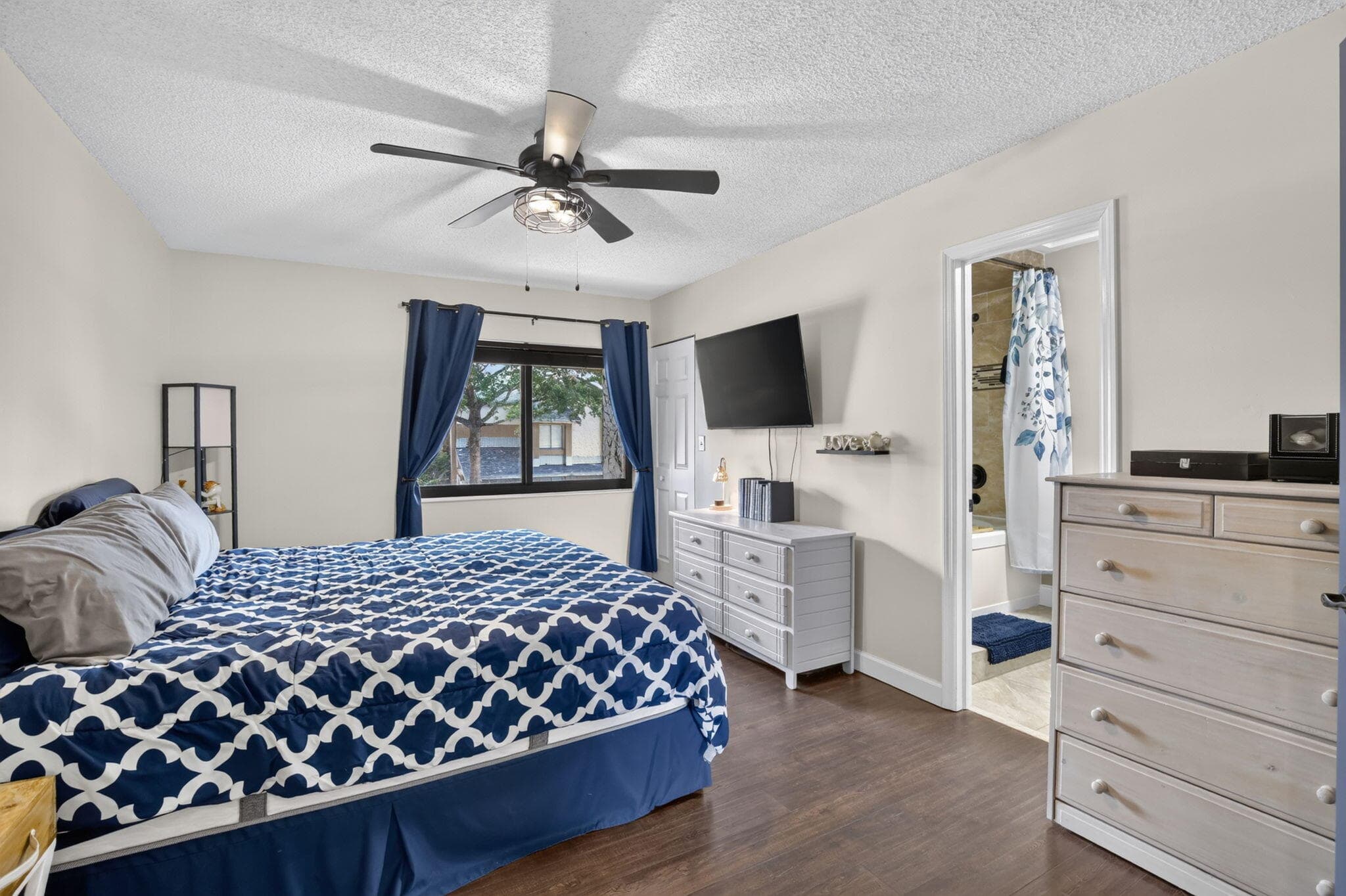 124 Wimbledon Lake Drive, Plantation, FL 33324 — photo 19 of 38