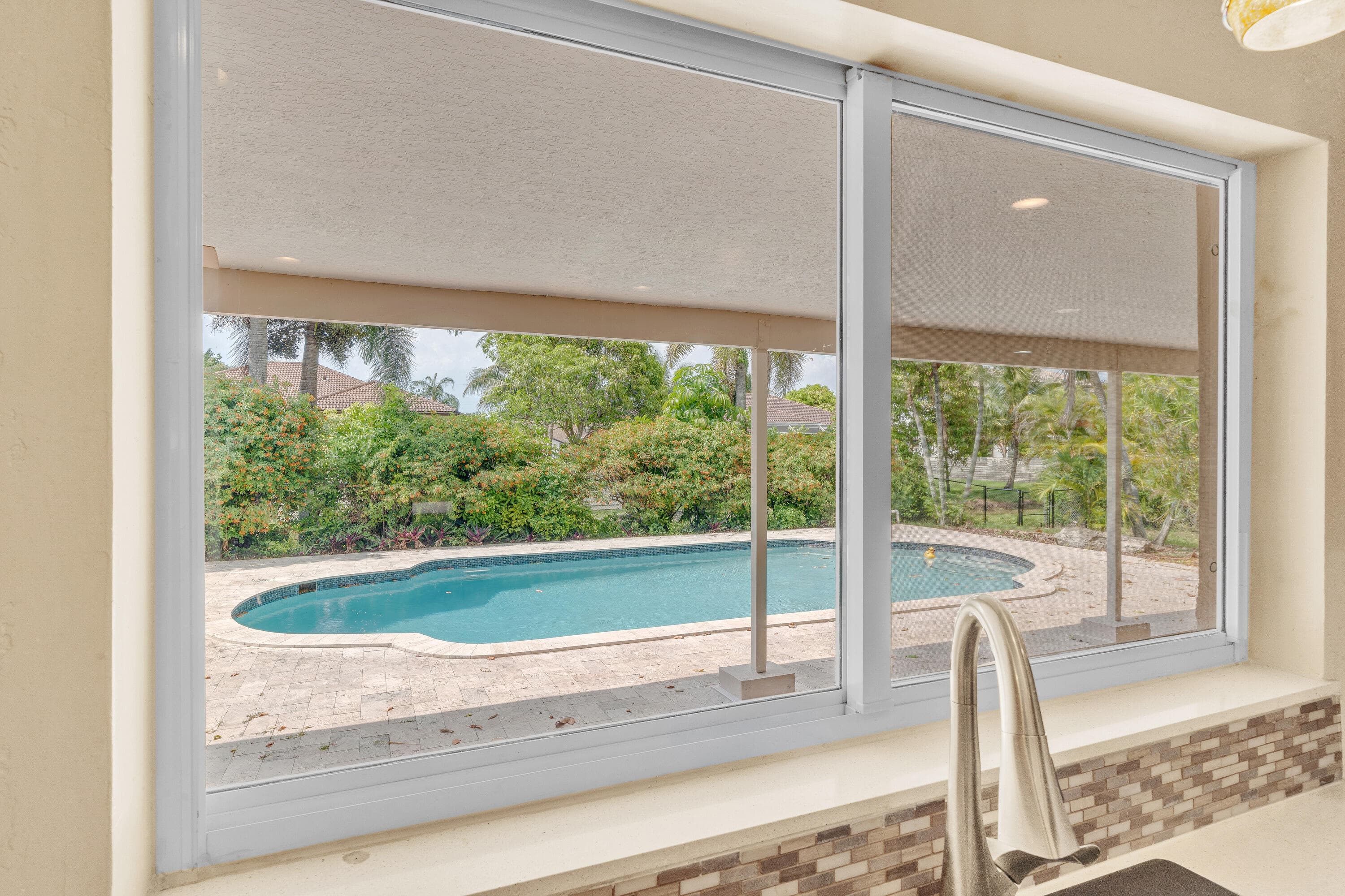11901 NW 25th Street, Plantation, FL 33323 — photo 5 of 77