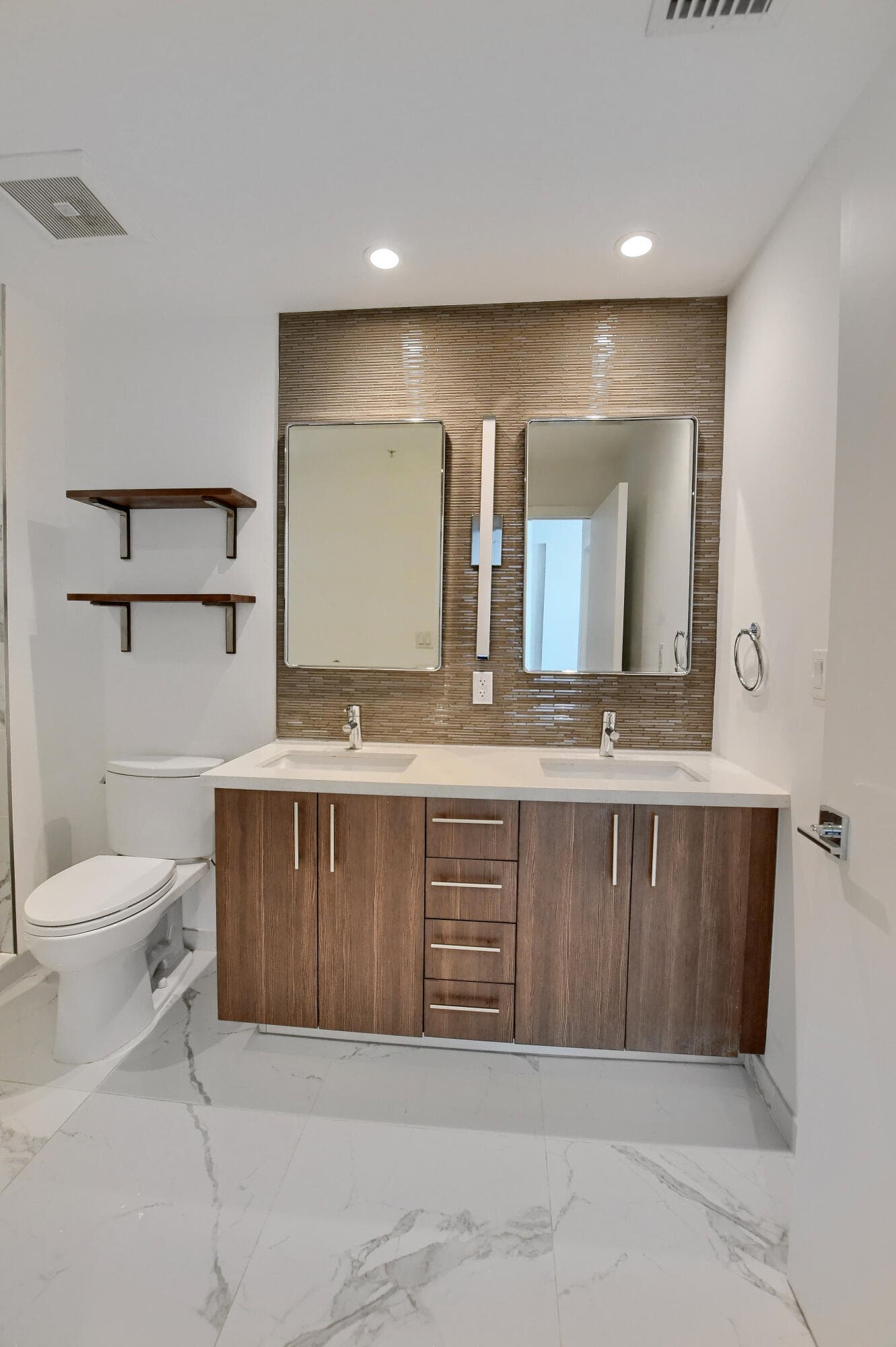 236 SE 5th Avenue 205, Delray Beach, FL 33483 — photo 17 of 42