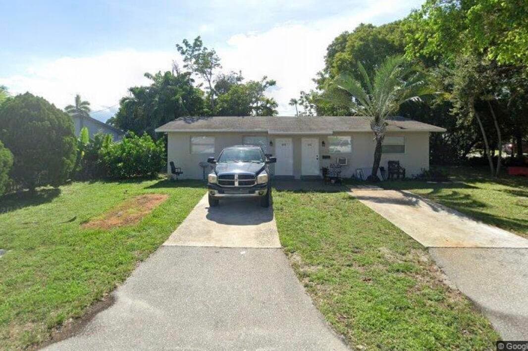4951 SW 26th Avenue 1-2, Dania Beach, FL 33312 — photo