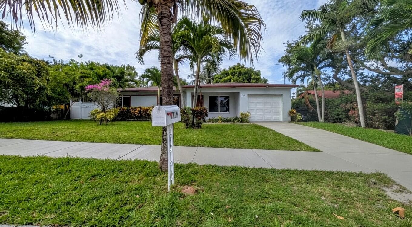 1719 15th Avenue N, Lake Worth Beach, FL 33460 — photo