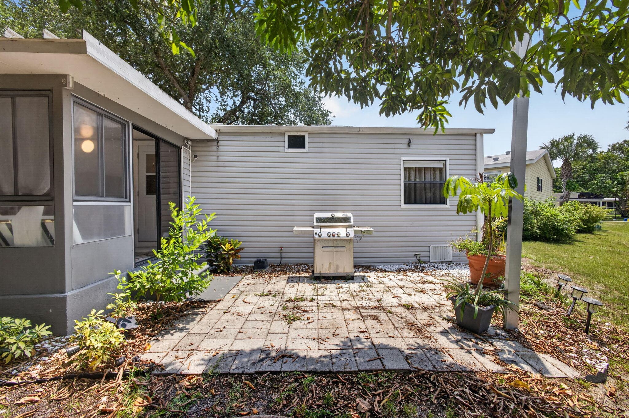 170 Maple Avenue W, Palm Beach Gardens, FL 33410 — photo 50 of 63