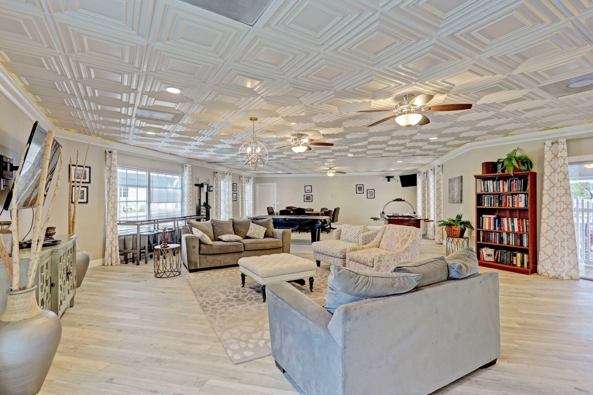170 Maple Avenue W, Palm Beach Gardens, FL 33410 — photo 59 of 63