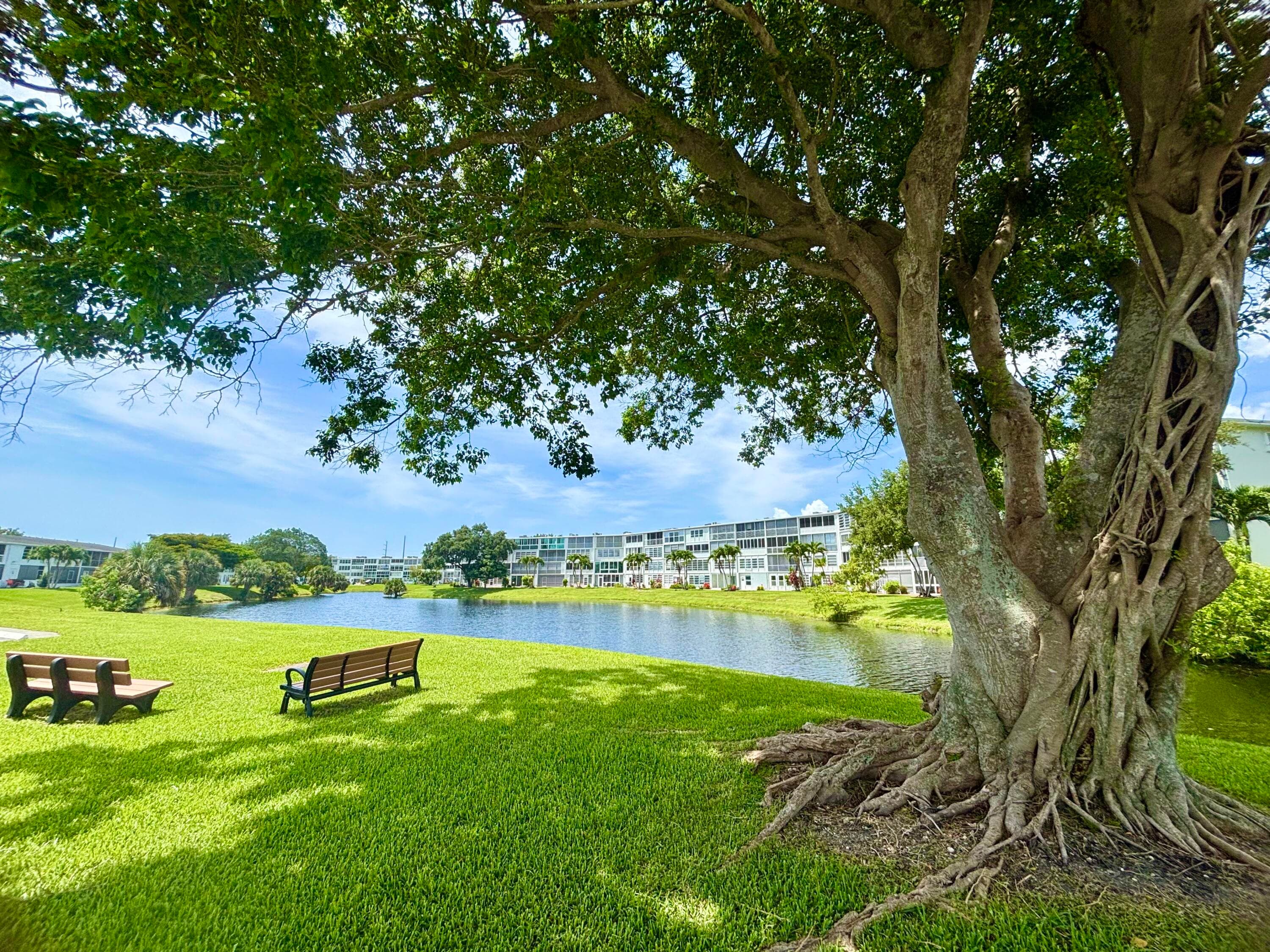 2069 Oakridge F Unit 2069, Deerfield Beach, FL 33442 — photo