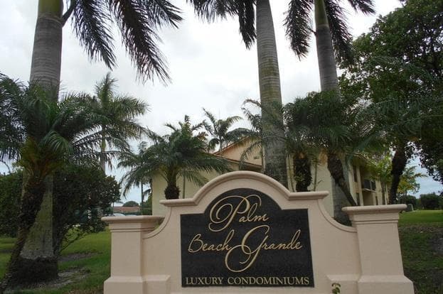 1440 Lake Crystal Drive B, West Palm Beach, FL 33411 — photo 1 of 11