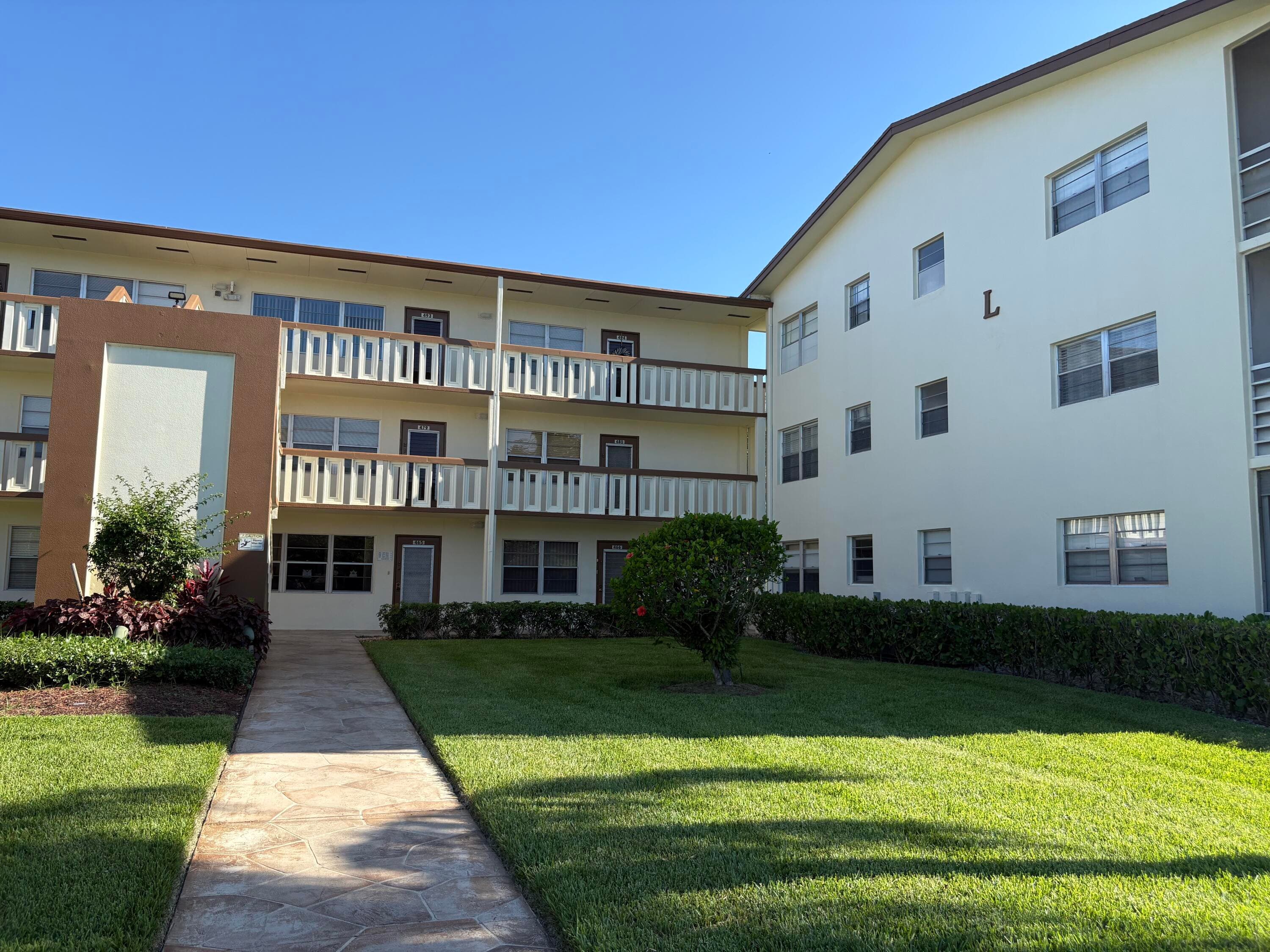 497 Mansfield L, Boca Raton, FL 33434 — photo