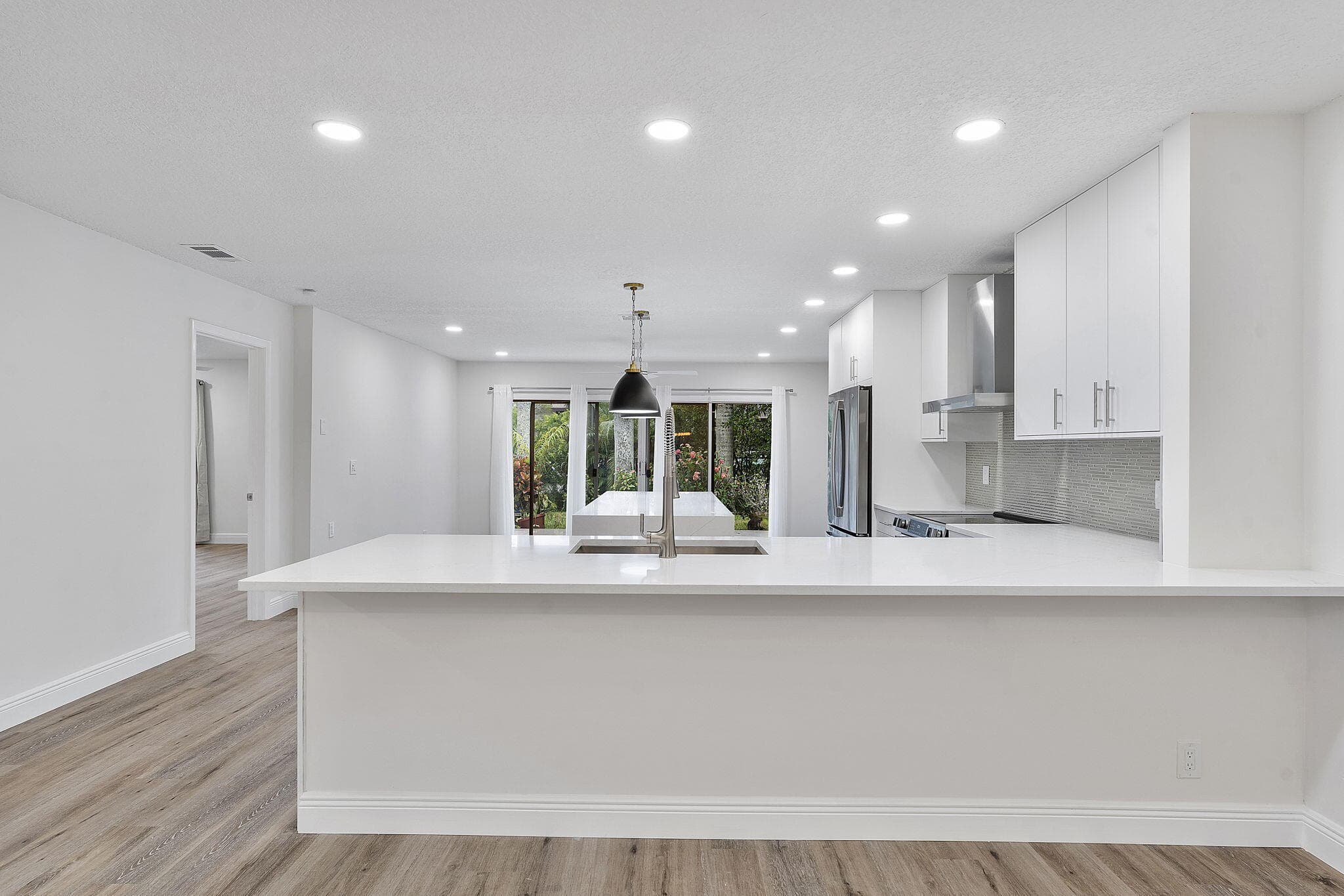 9180 Pine Springs Drive, Boca Raton, FL 33428 — photo 8 of 29
