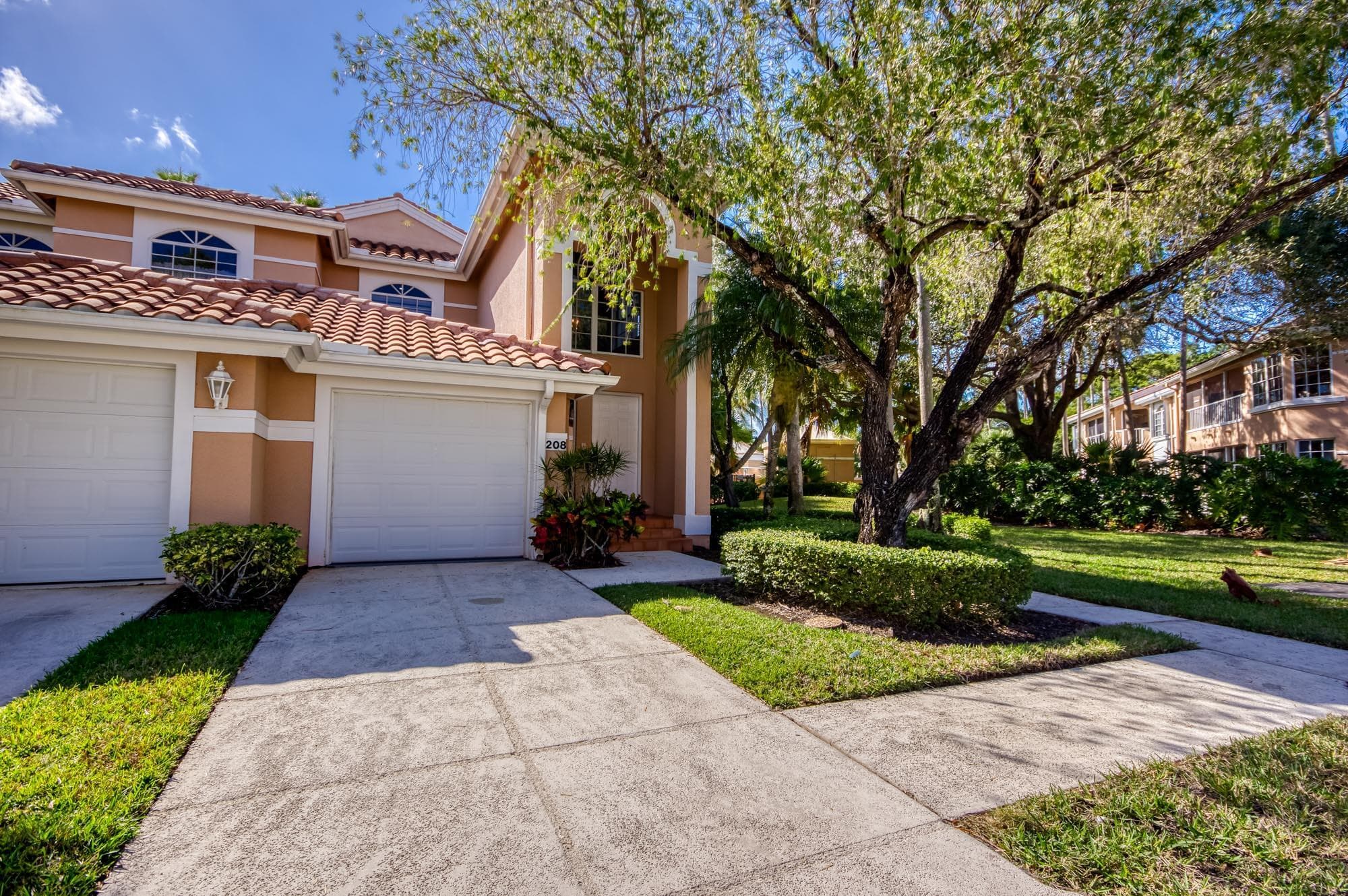 208 Legendary Circle, Palm Beach Gardens, FL 33418 — photo 2 of 33