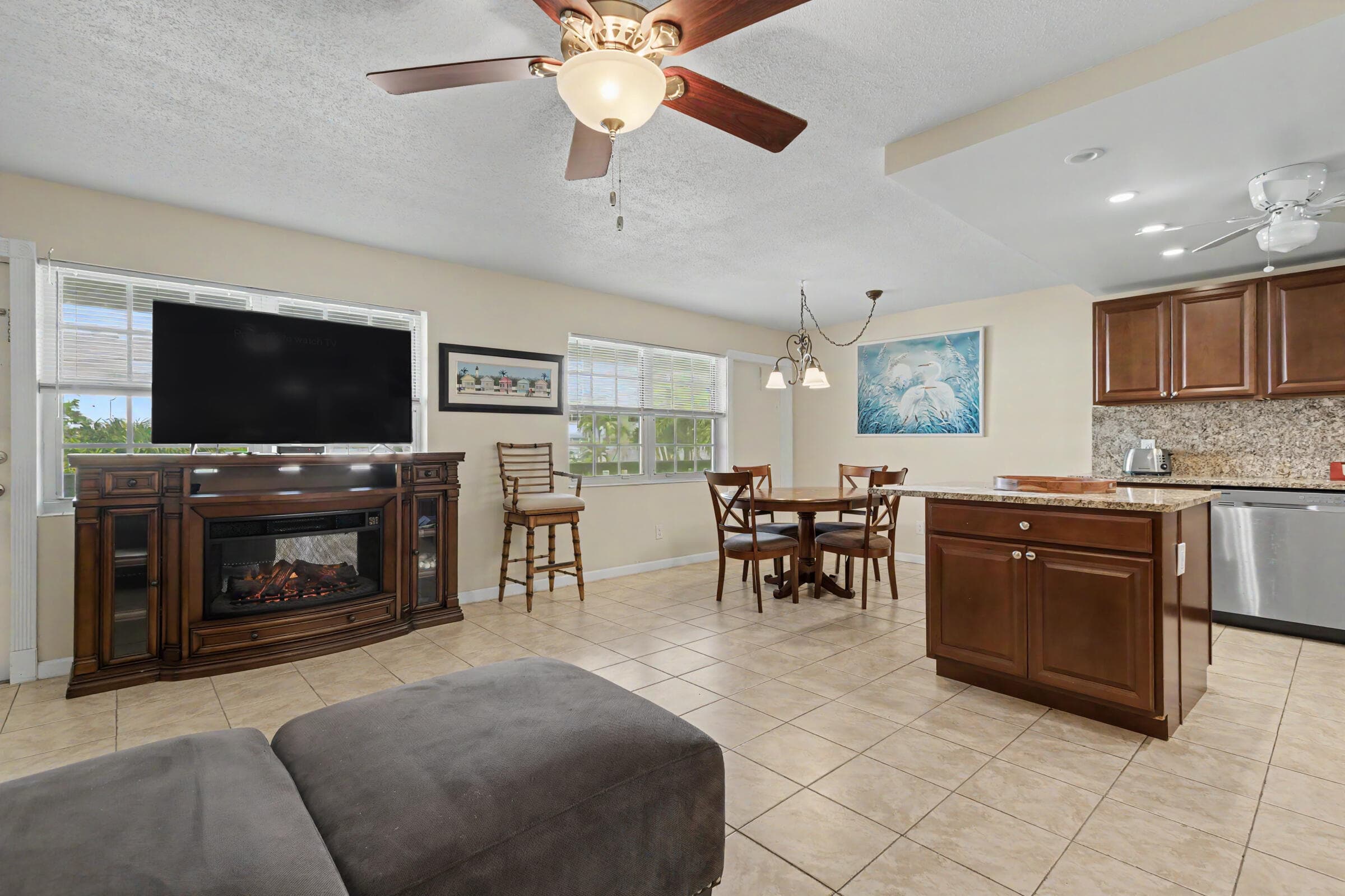 2455 NE 51st Street E207, Fort Lauderdale, FL 33308 — photo 12 of 38