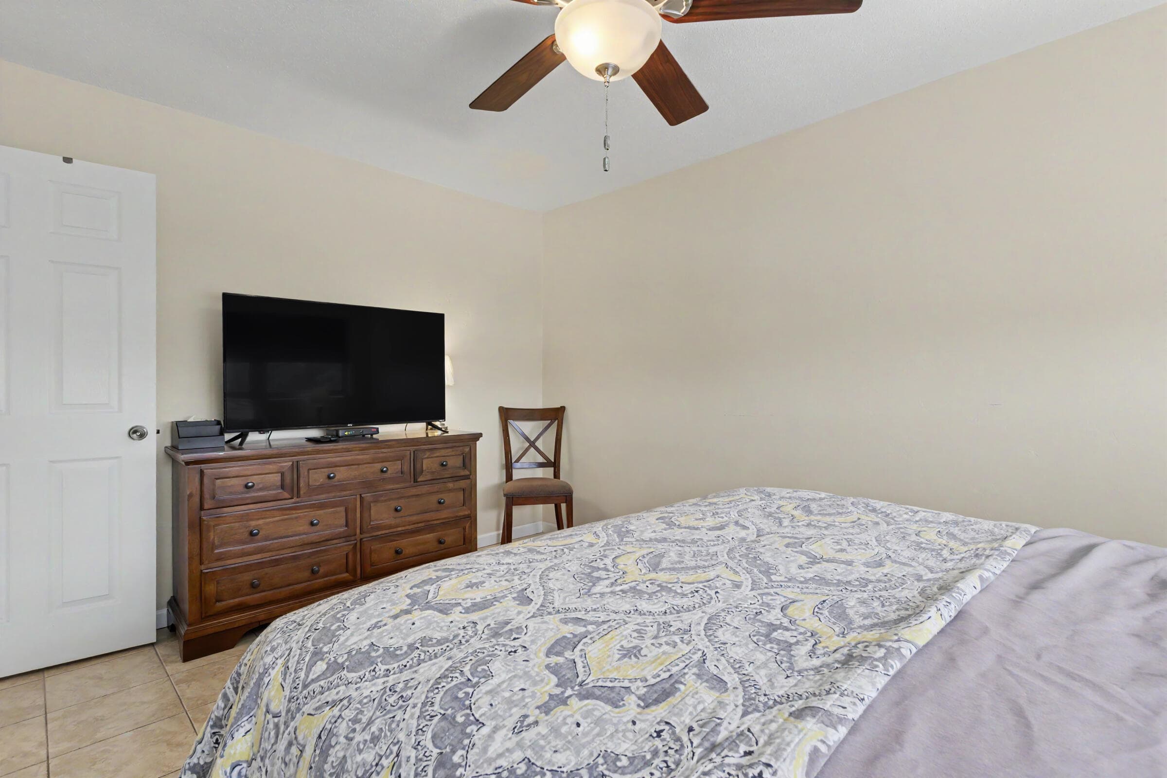 2455 NE 51st Street E207, Fort Lauderdale, FL 33308 — photo 17 of 38