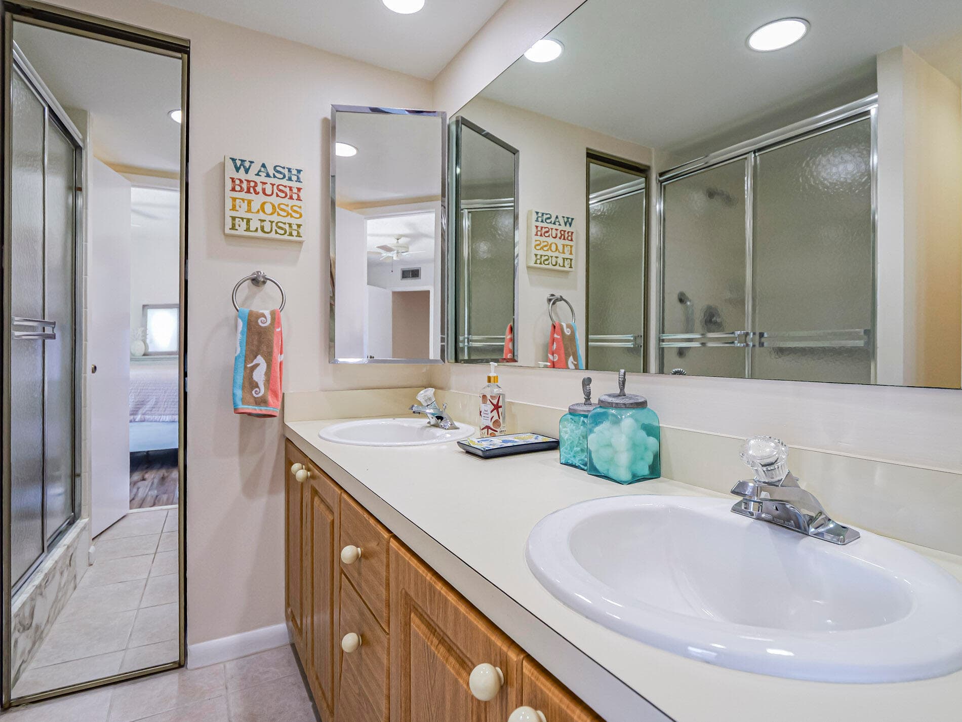340 S Waverly Place 8b, Vero Beach, FL 32960 — photo 18 of 29
