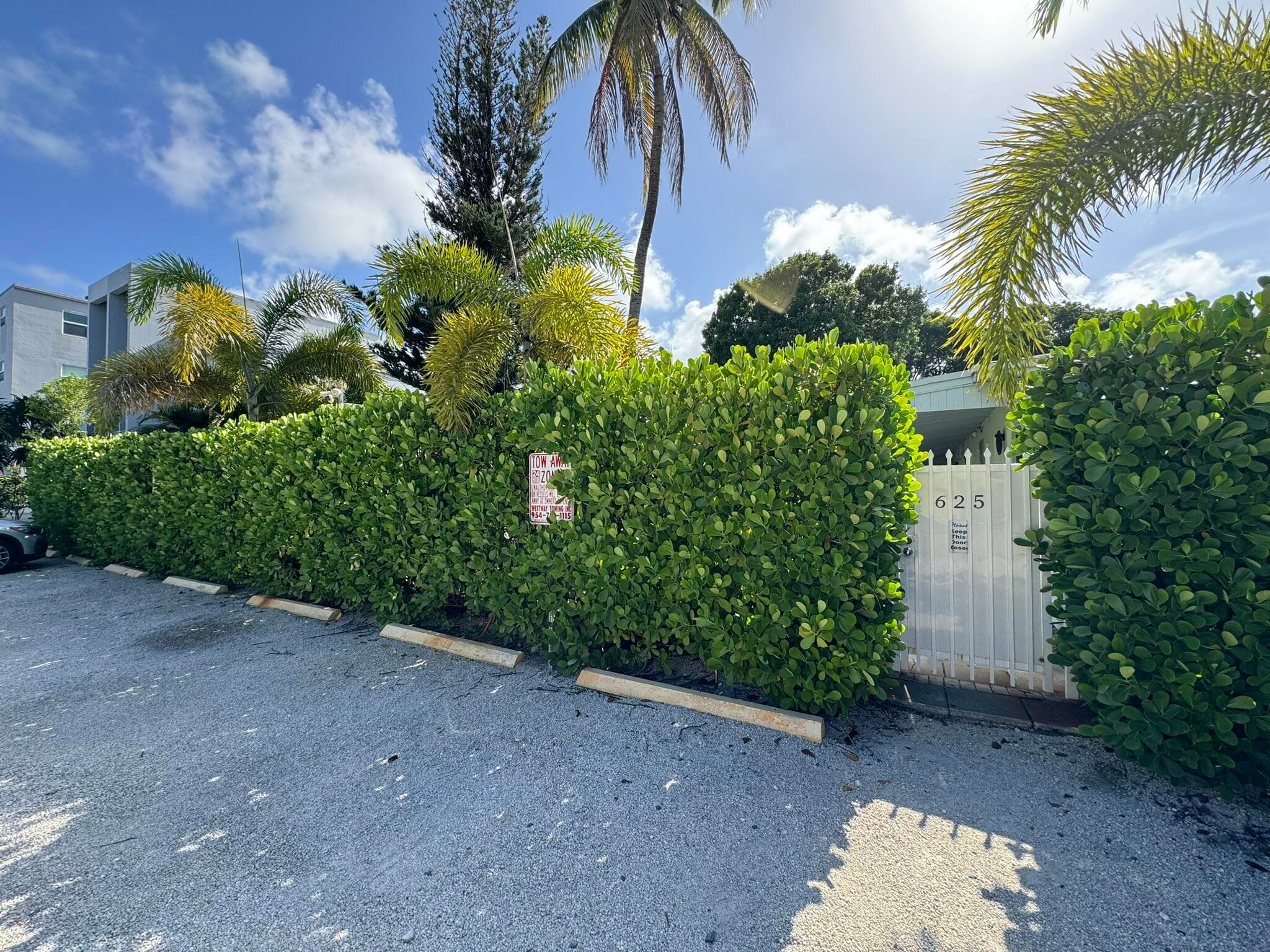 625 NE 14th Avenue 4, Fort Lauderdale, FL 33304 — photo