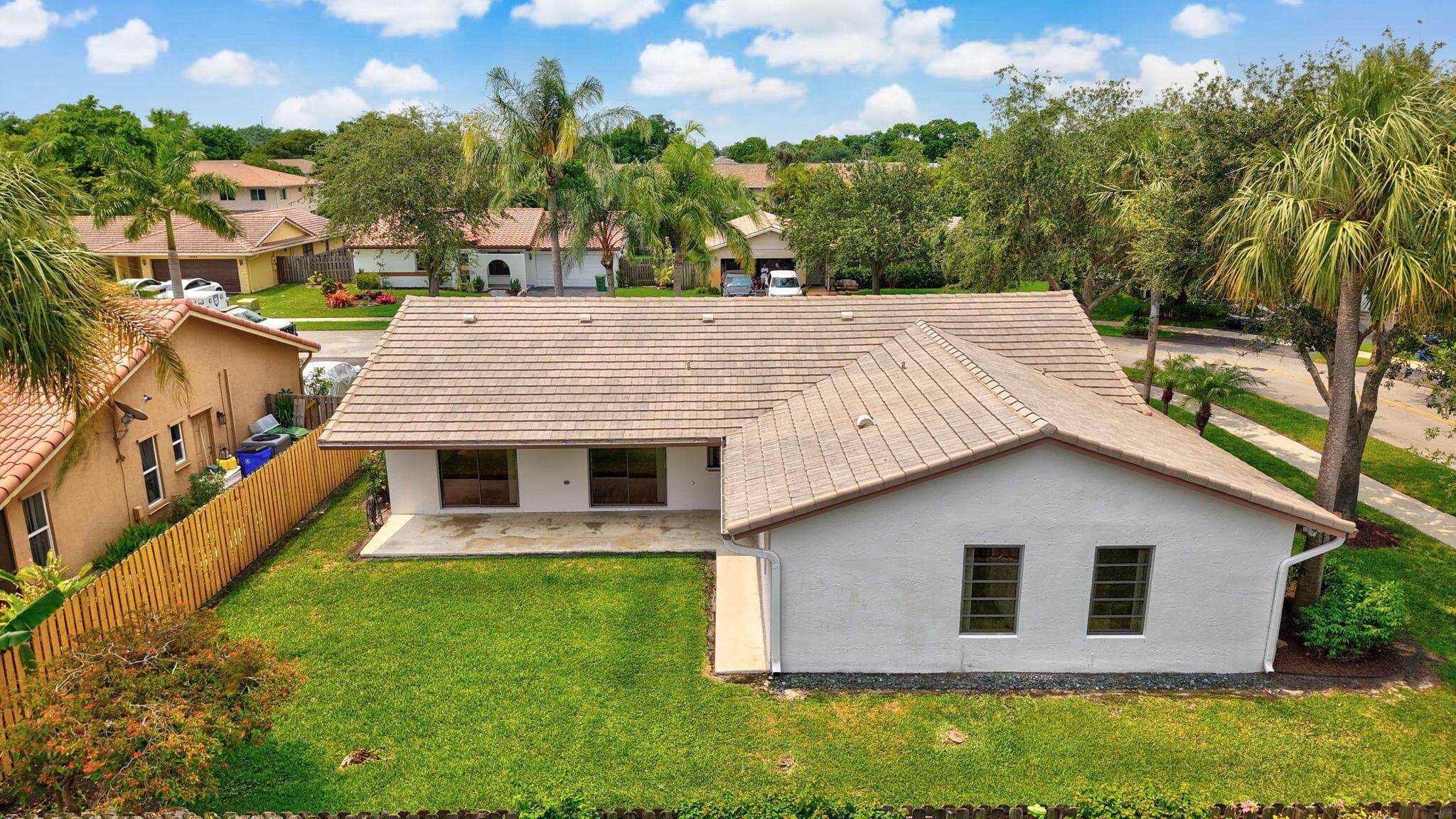 7909 NW 18th Place, Margate, FL 33063 — photo 7 of 50