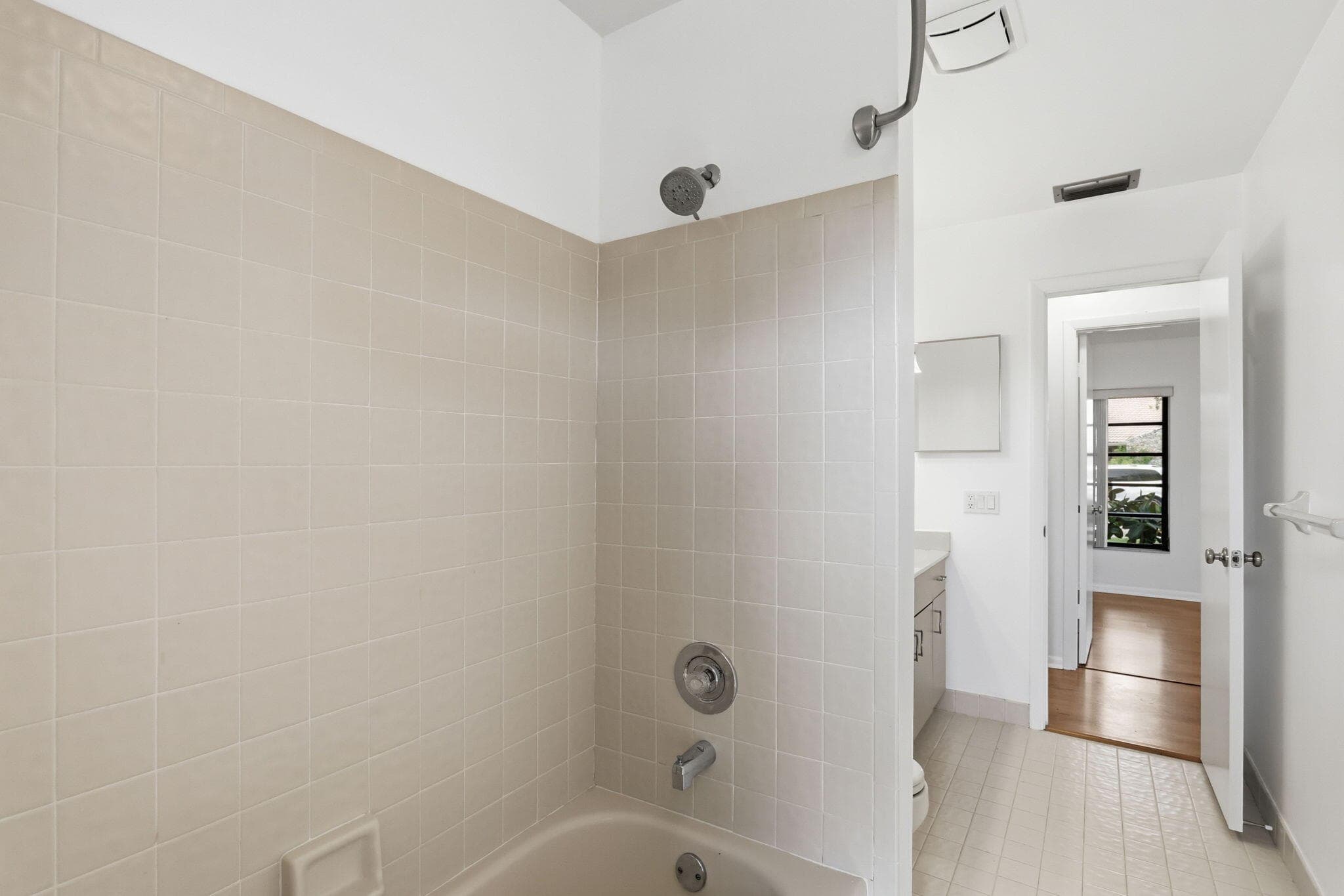 7909 NW 18th Place, Margate, FL 33063 — photo 17 of 50