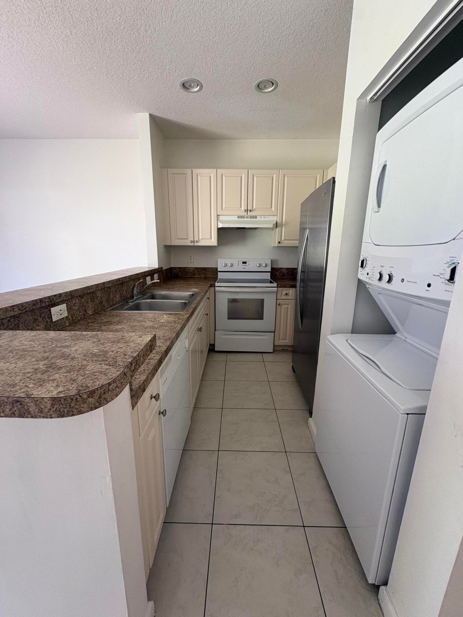 3122 Coral Ridge Drive 3122, Coral Springs, FL 33065 — photo 5 of 20