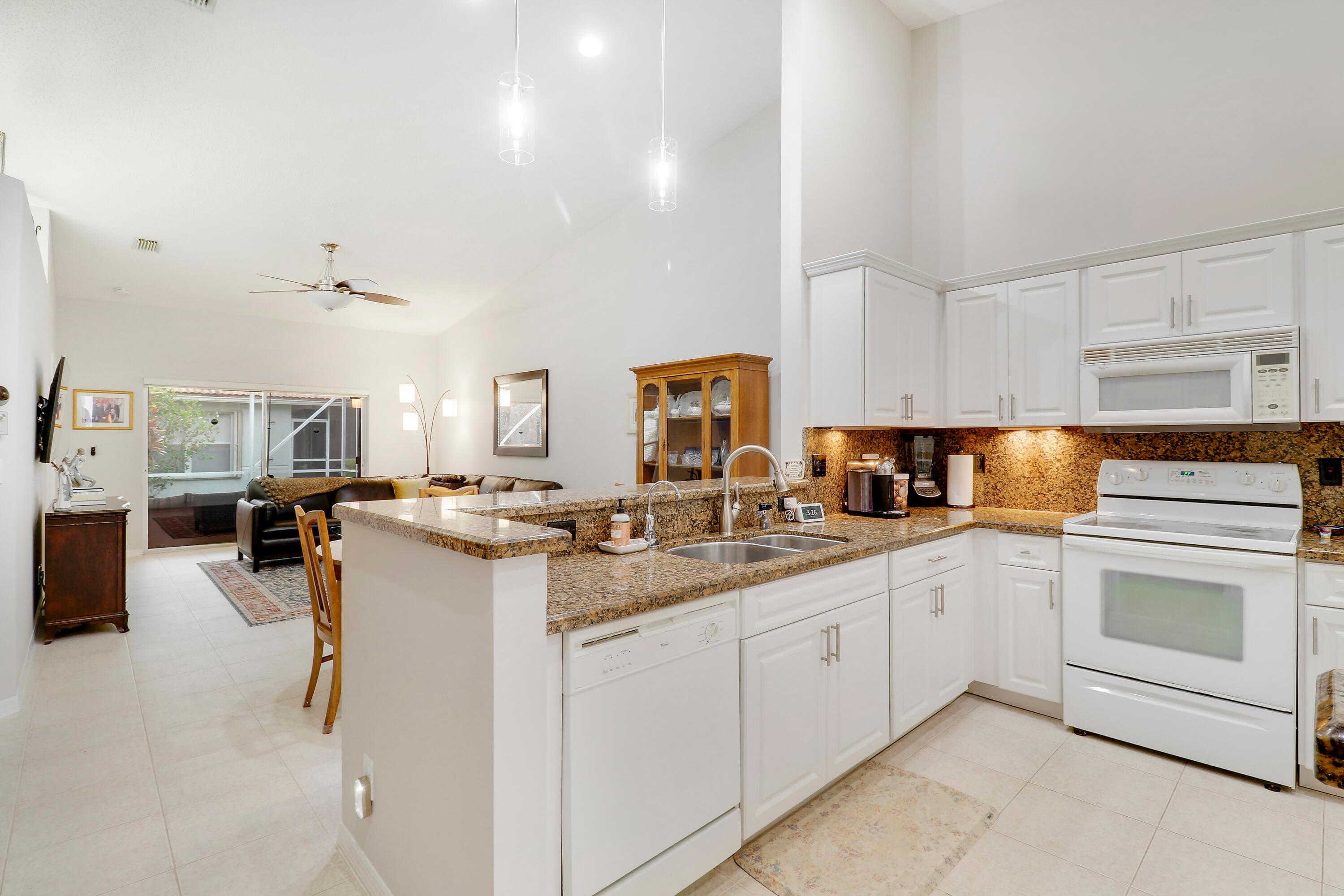8063 Dolomtian Way, Boynton Beach, FL 33472 — photo 14 of 66