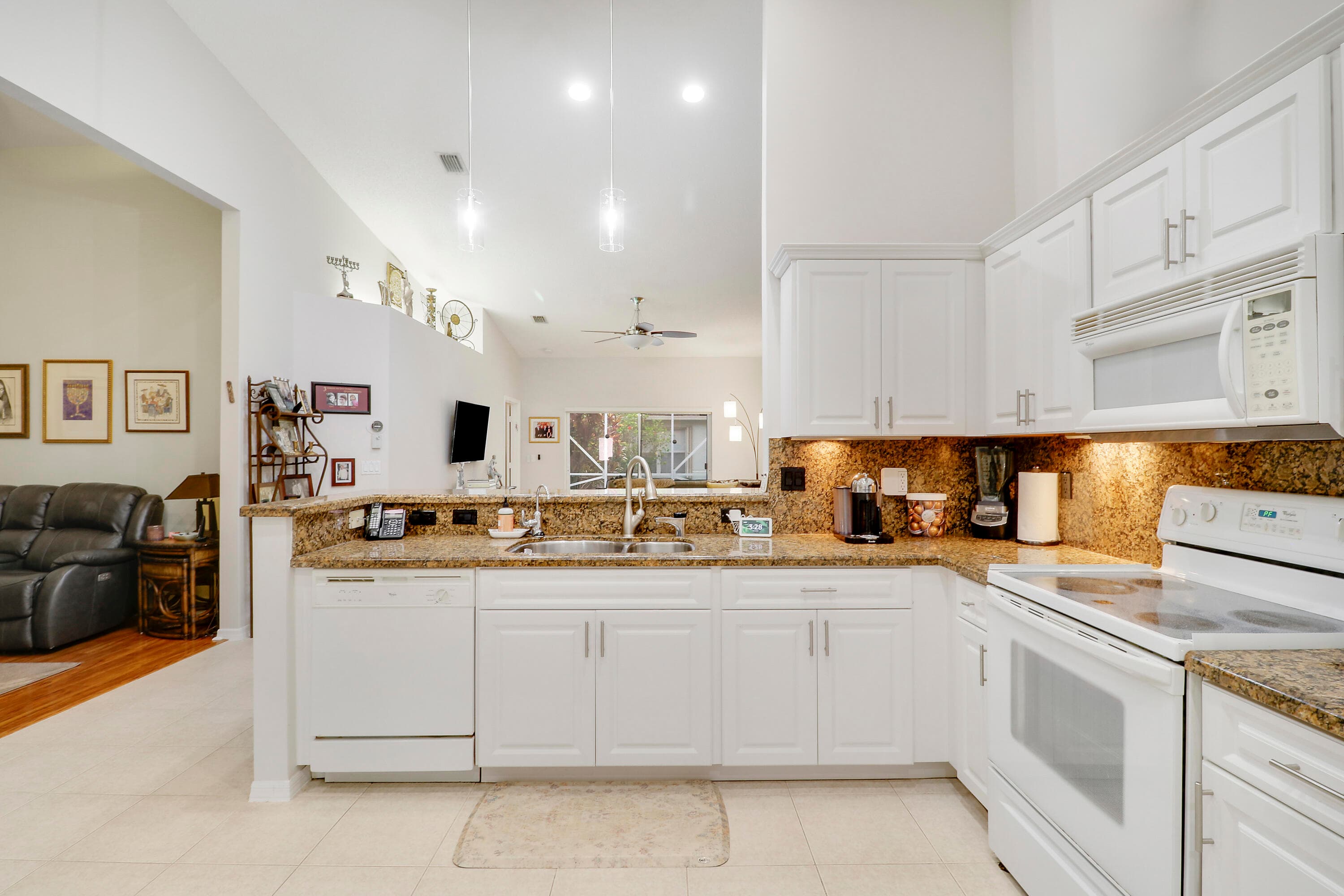 8063 Dolomtian Way, Boynton Beach, FL 33472 — photo 18 of 66