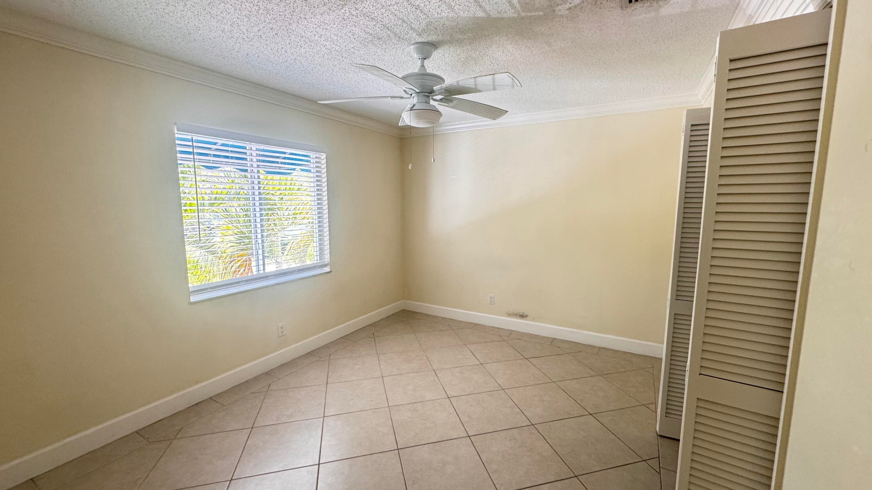 1727 Jimmy Buffett Mem Highway 208, Vero Beach, FL 32963 — photo 7 of 12