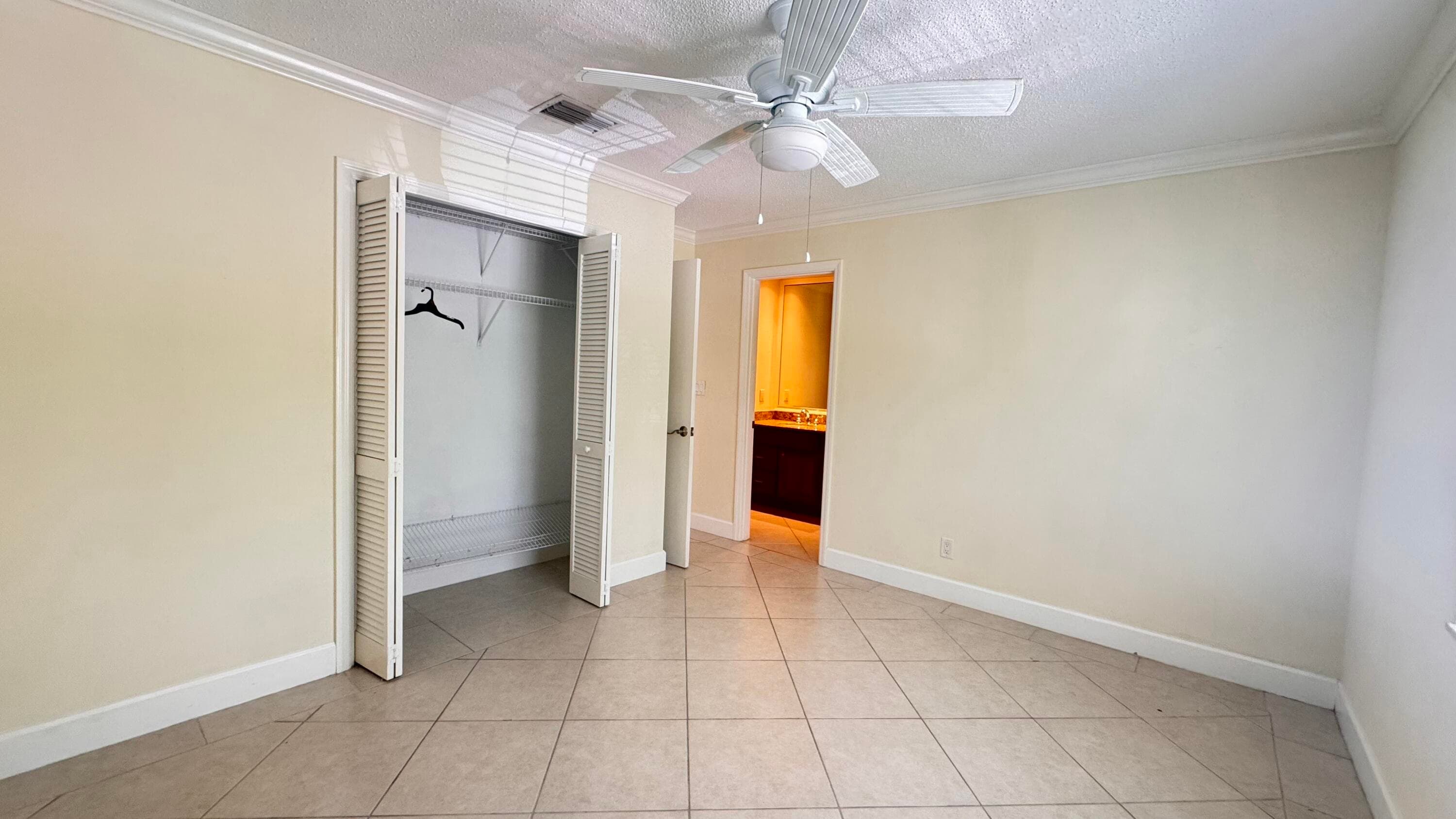 1727 Jimmy Buffett Mem Highway 208, Vero Beach, FL 32963 — photo 9 of 12