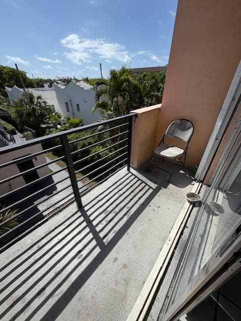 365 NE 125th Street 302, North Miami, FL 33161 — photo 9 of 11